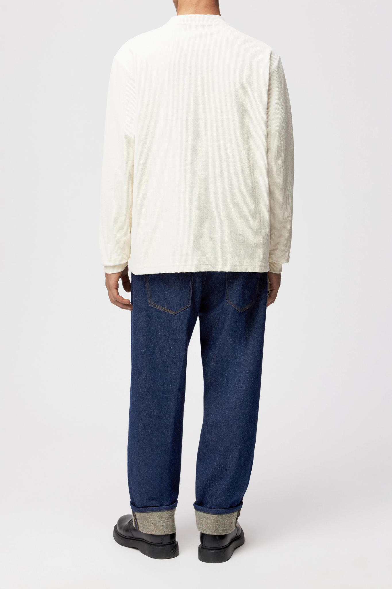 LAARK LONGSLEEVE - ECRU