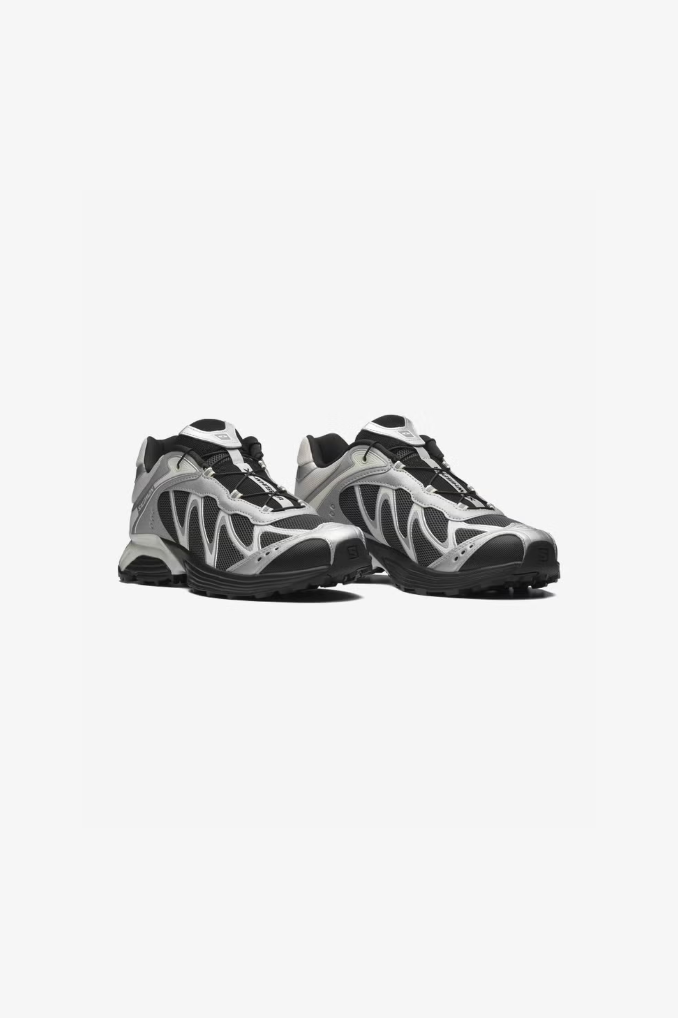 XT-WHISPER SNEAKERS WOMEN - BLACK/FTW SILVER/WHITE
