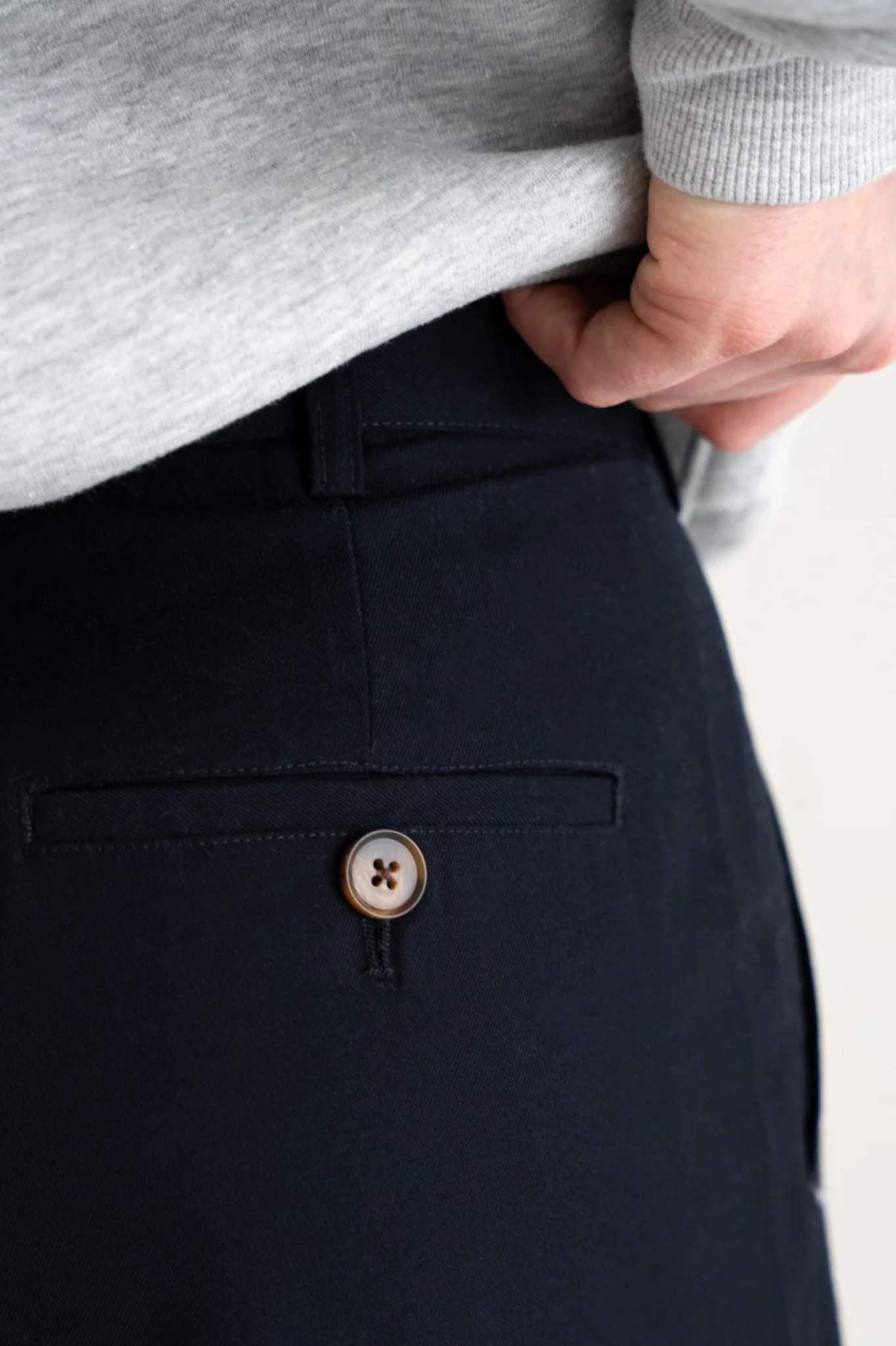SOHO PLEATED PANTS - NAVY