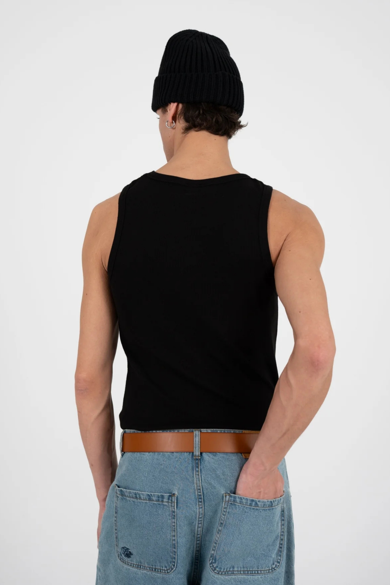 THE EMBROIDERY TANK TOP - BLACK