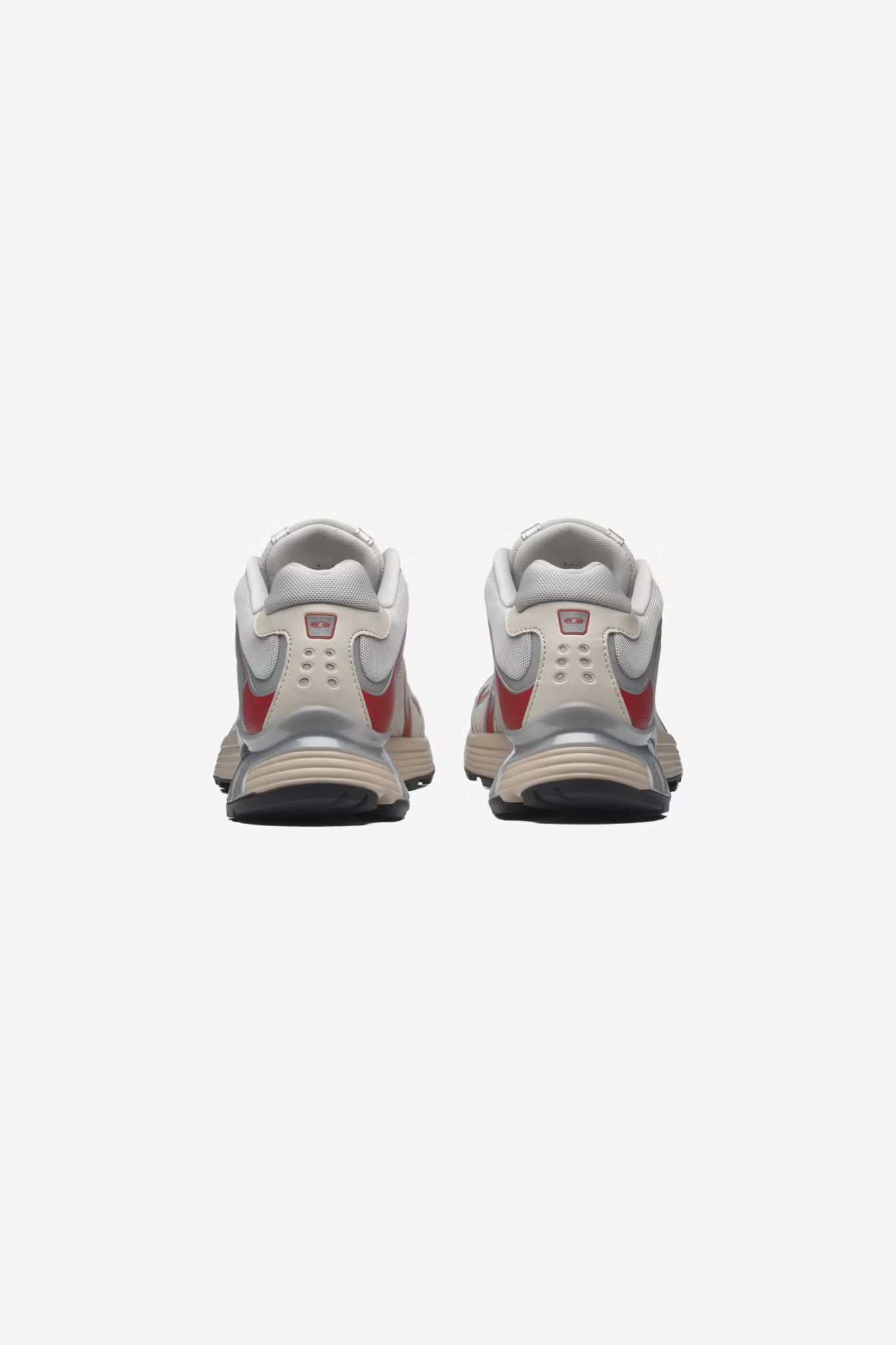 XT-WHISPER SNEAKERS WOMEN - ALMOND MILK/FTW SILVER/LAVA FALLS
