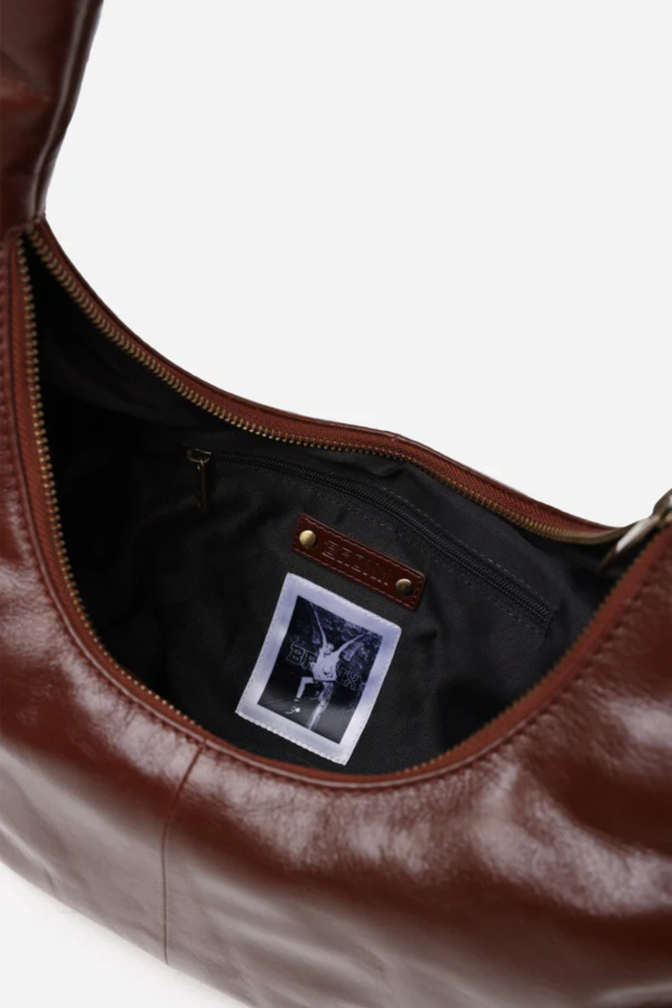 MOLLY SHINY WRINKLE LEATHER BAG - CHOCOLATE