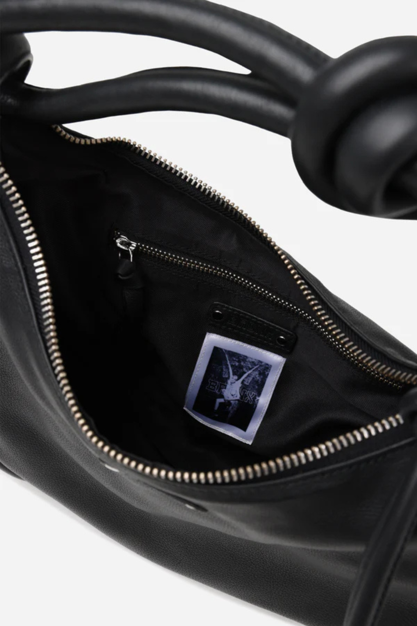 MIAA GRAINY LEATHER BAG - BLACK