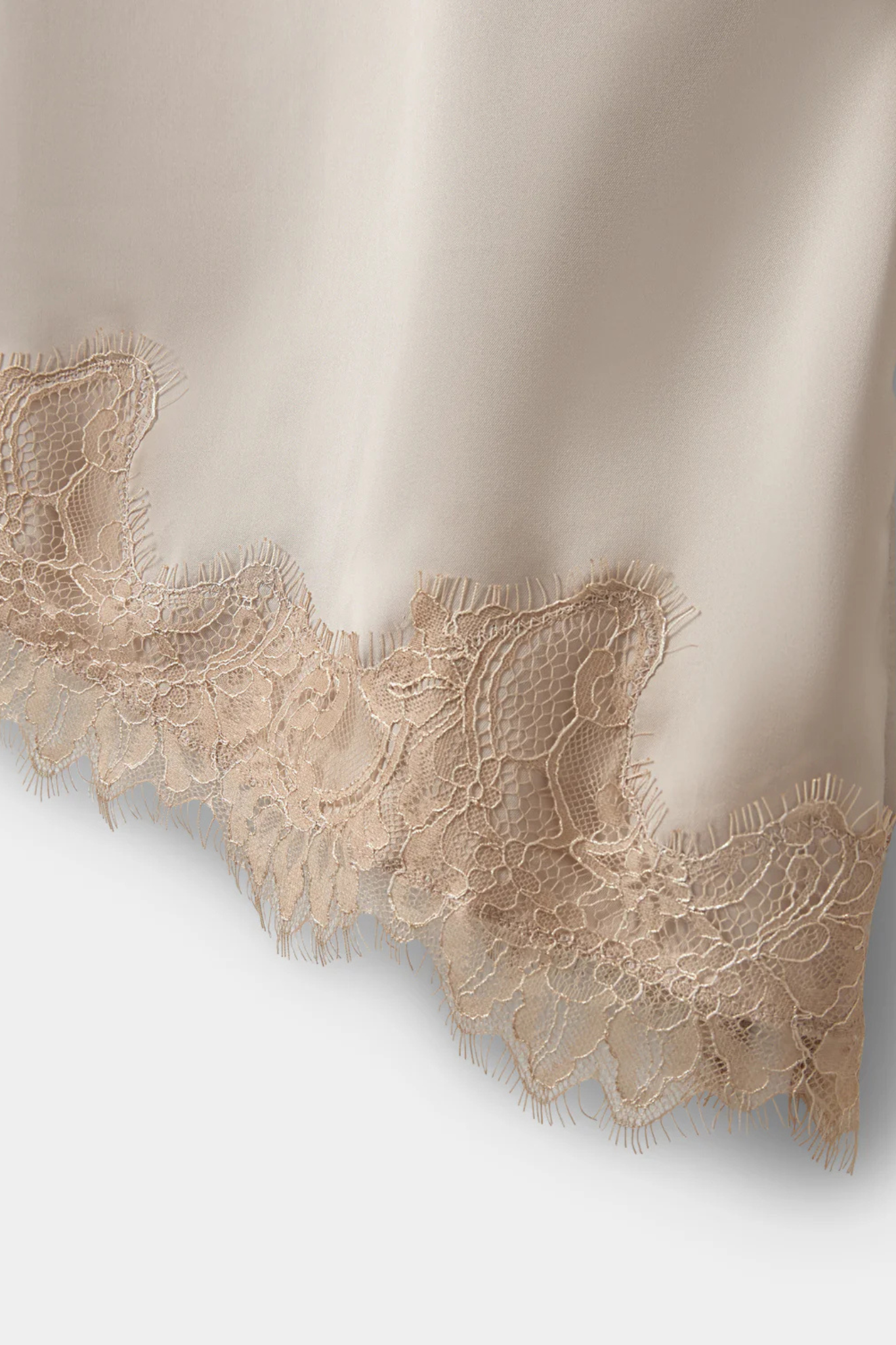 VIRA LACE DETAILED TOP - FEATHER GREY