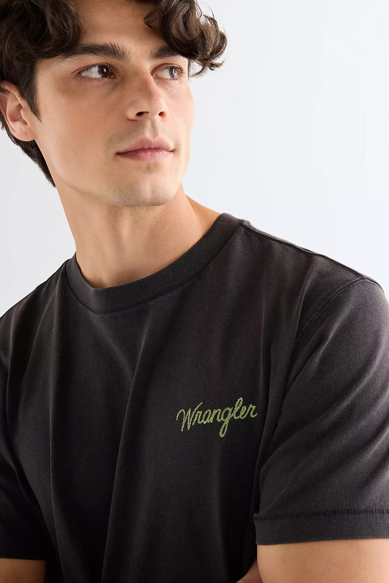 GRAPHIC T-SHIRT - BLACK
