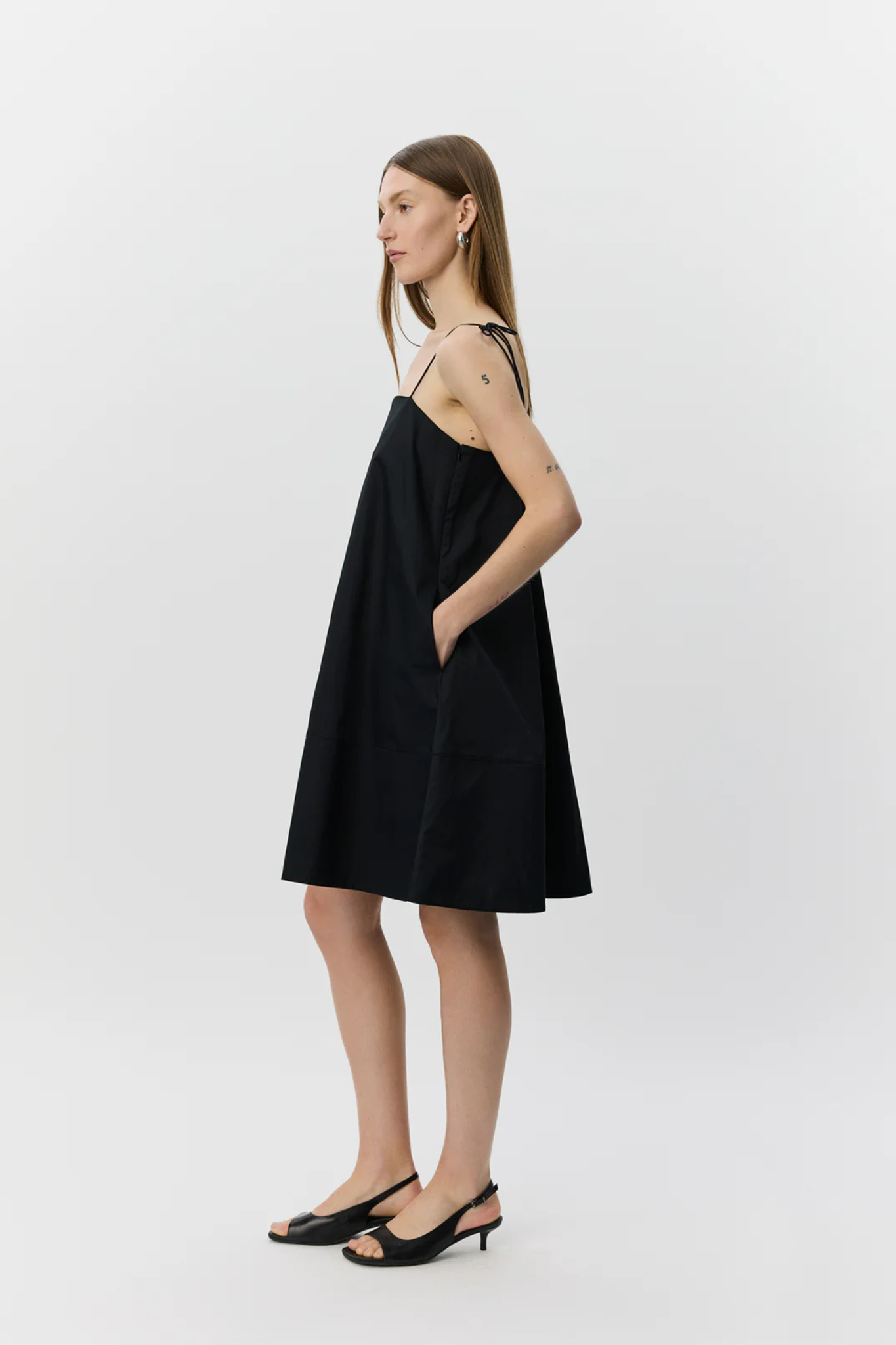 ANAYA SHAPE MINI DRESS - BLACK