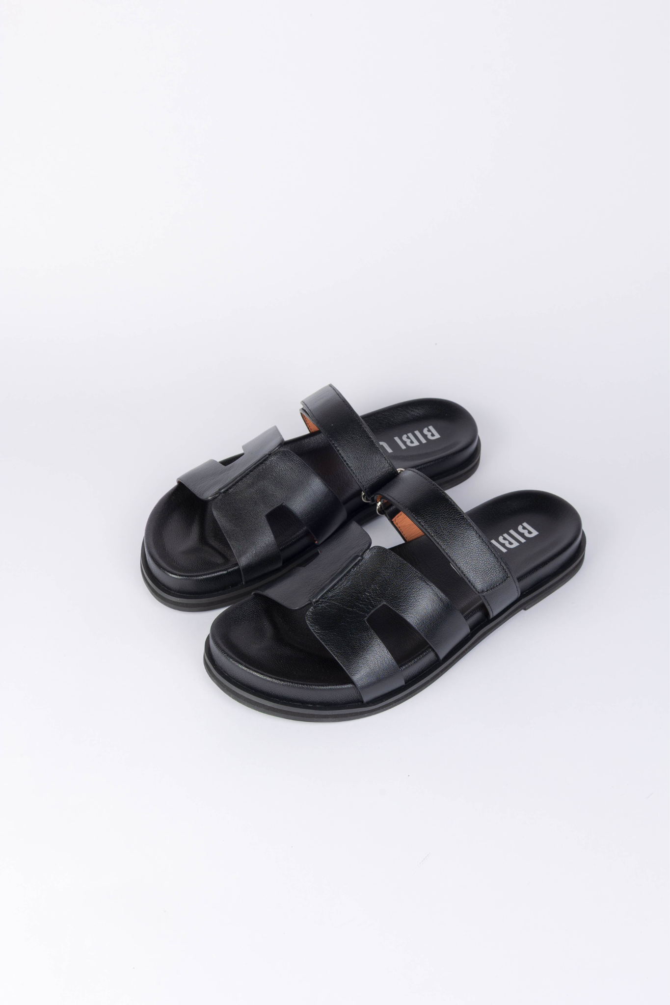 MINDY FLAT SANDALS - BLACK