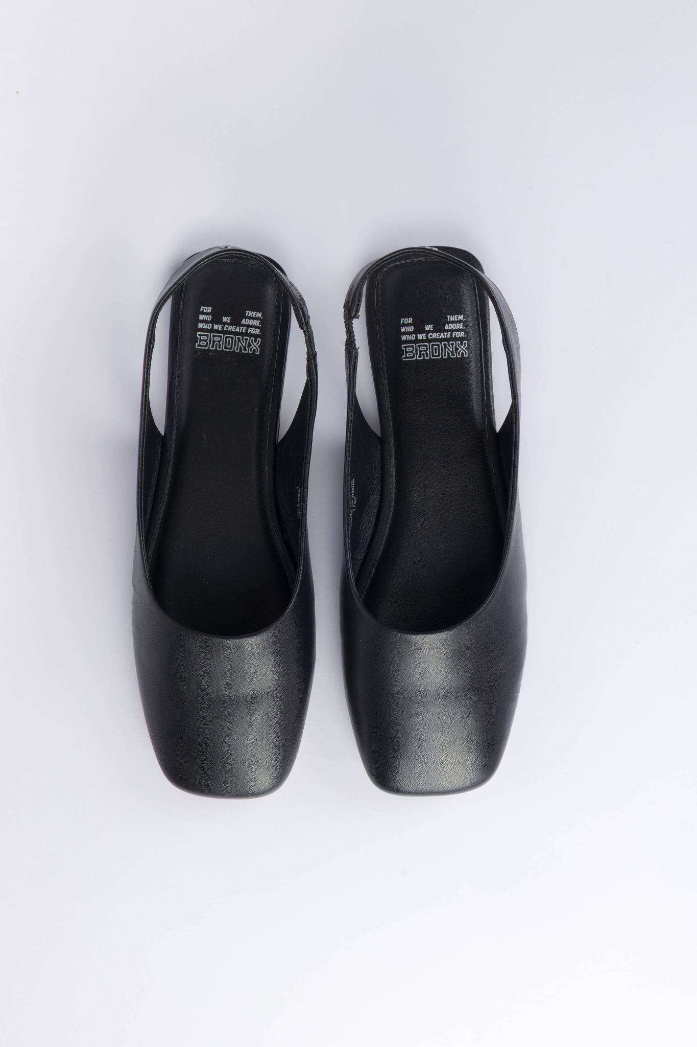 BAY-LIE SANDALS - BLACK