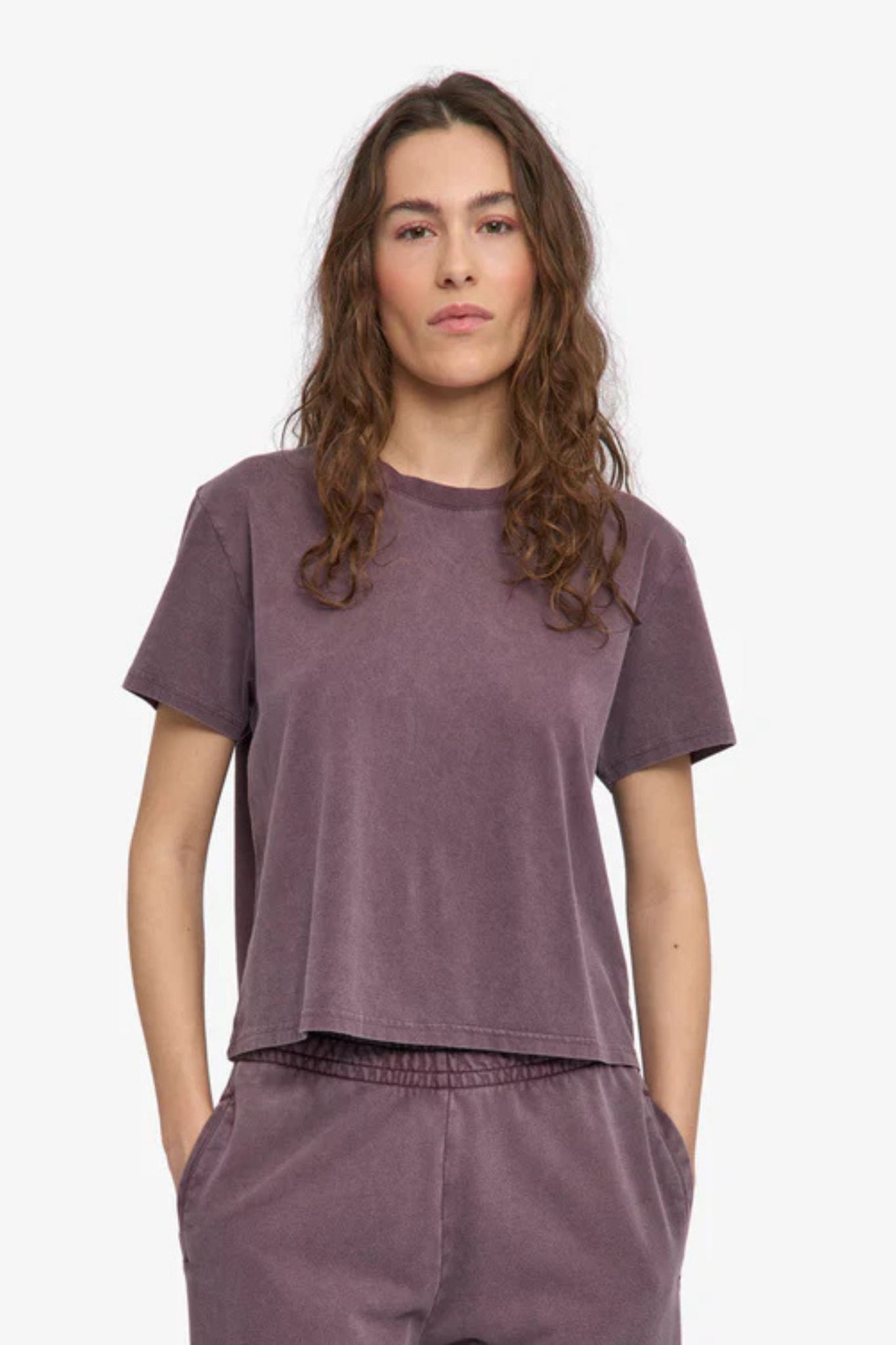 ORGANIC BOXY CROP T-SHIRT - FADED GRAPE