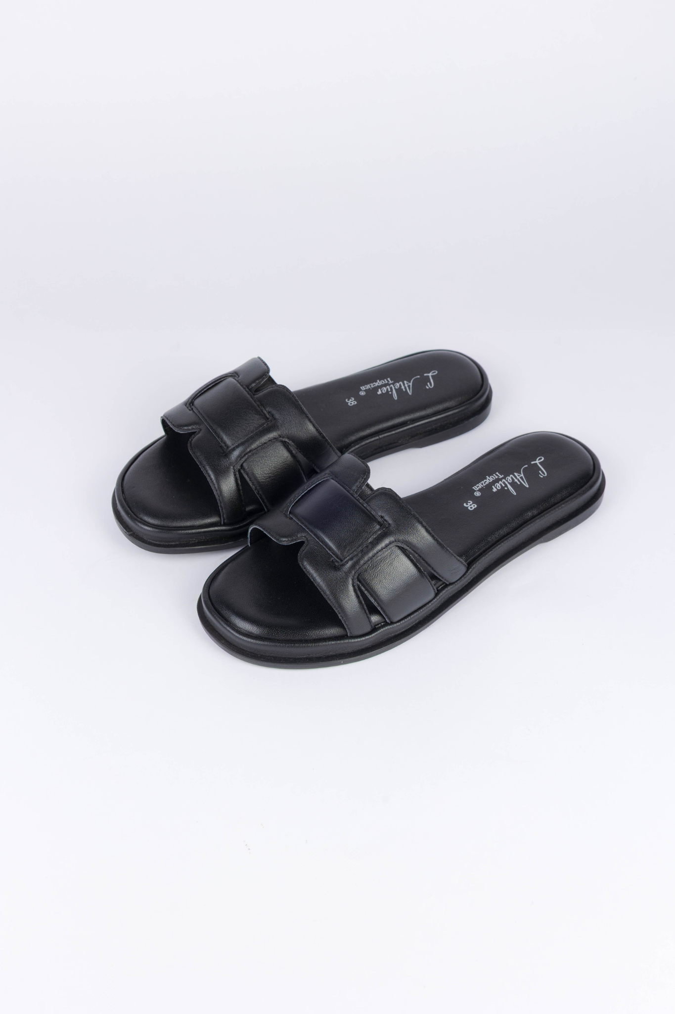 CHARLIE SANDALS - BLACK