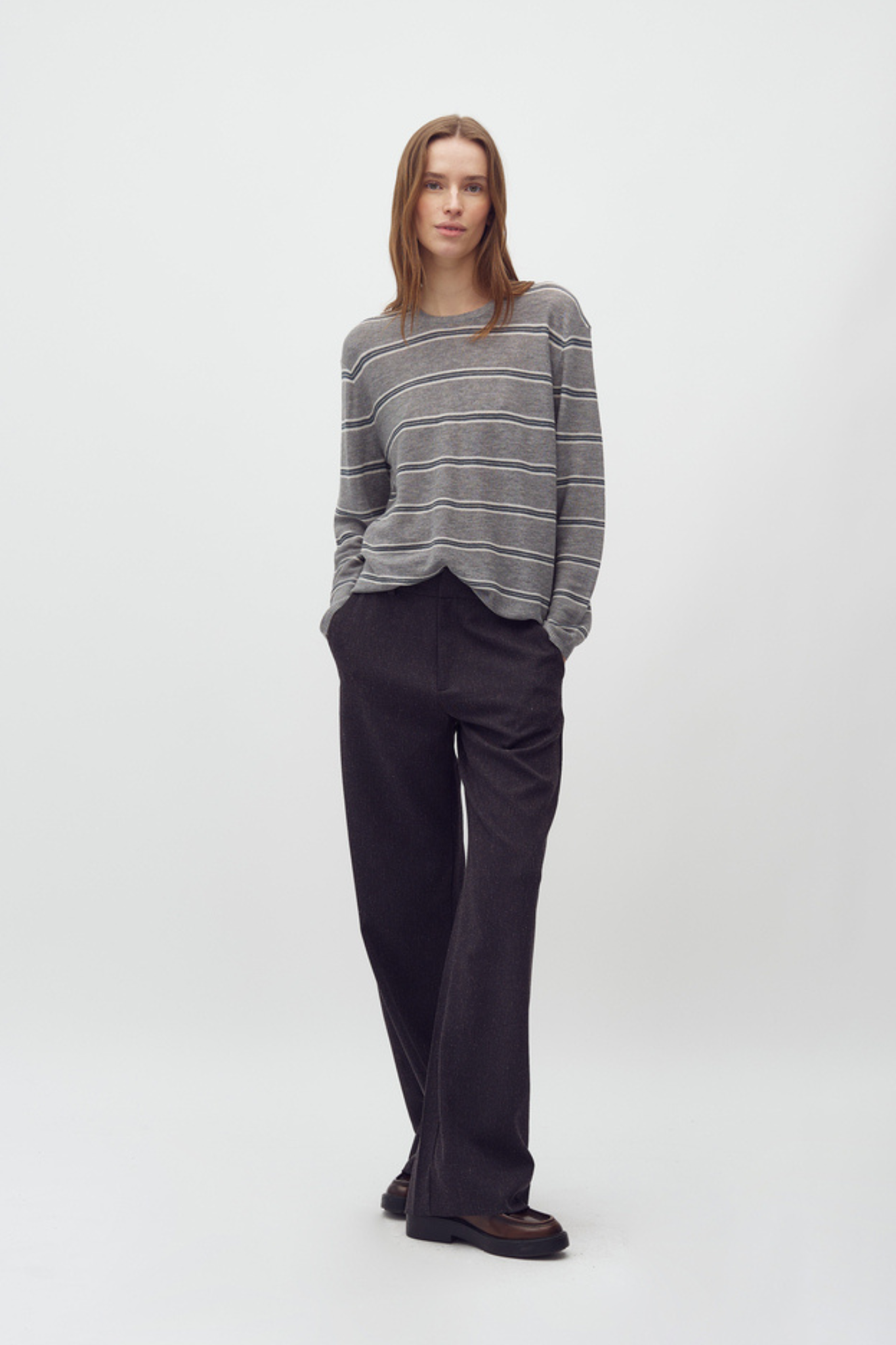 GILIR KNIT - GREY IZIA STRIPE