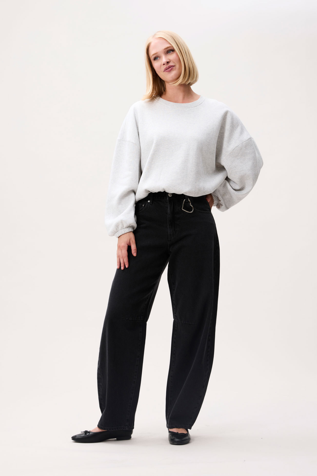 OVERSIZED GRAPIC SWEATER - LIGHT GREY MELANGE