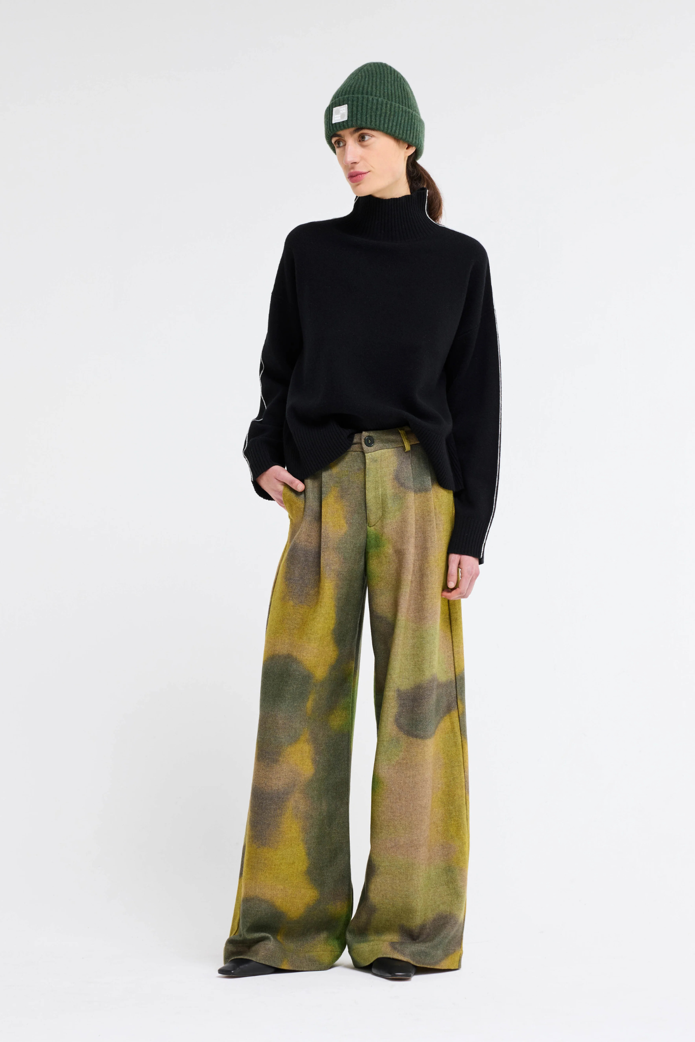 KOONING PULLOVER - BLACK