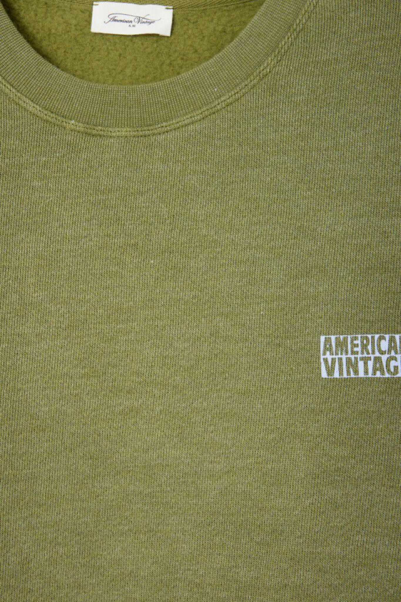 American Vintage doven sweatshirt in overdyed boa. Close front view