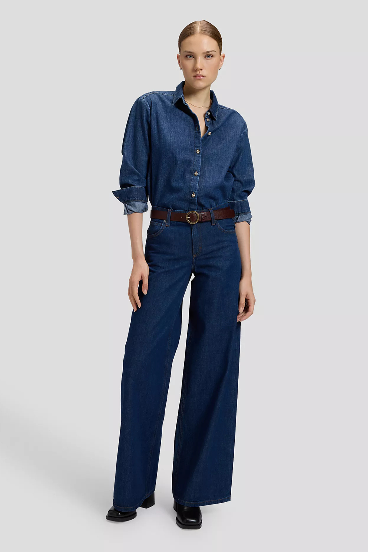 CIRCLE BUCKLE BELT - DARK BROWN