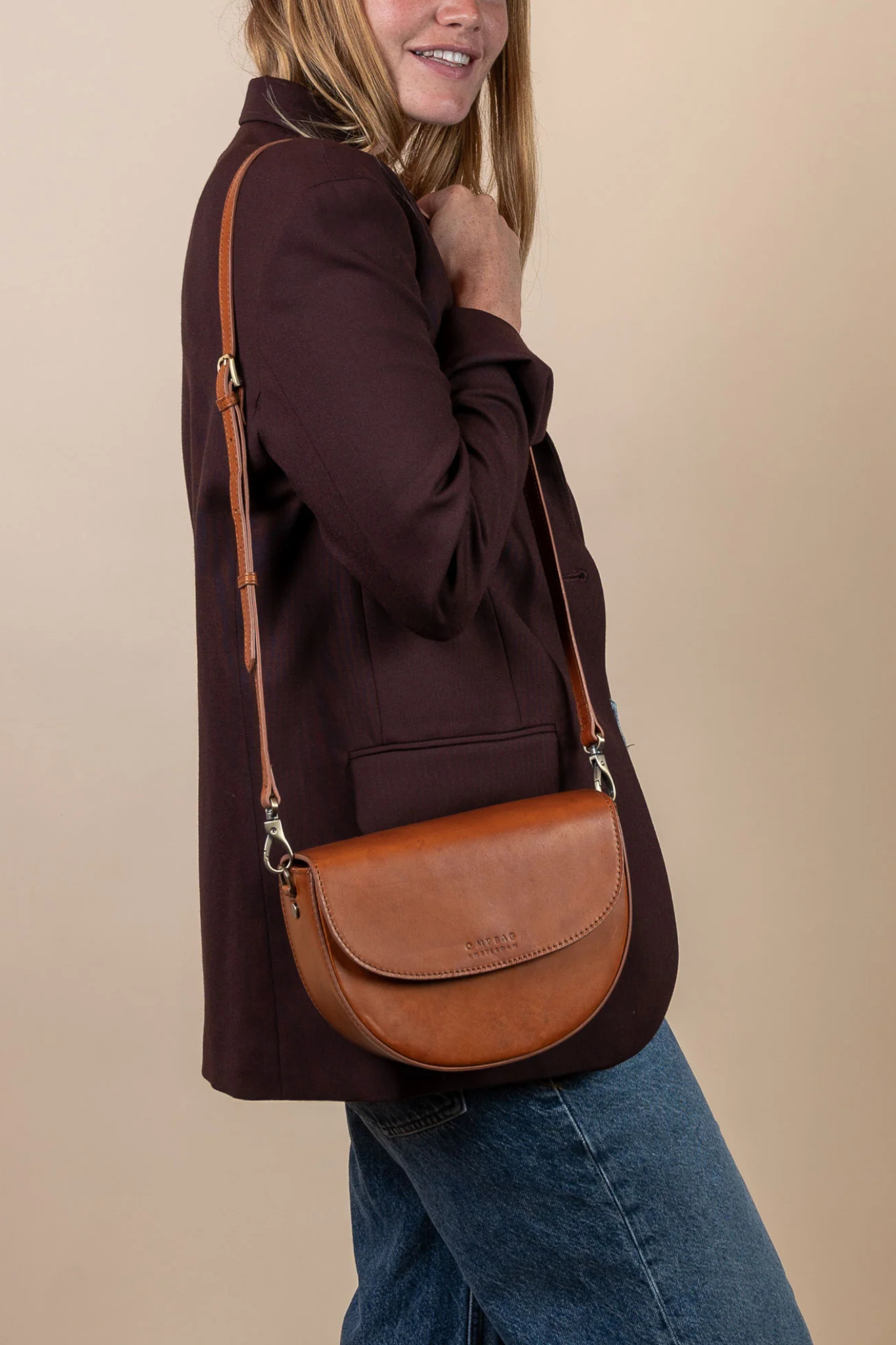 O MY BAG ava bag in cognac leather. Front view