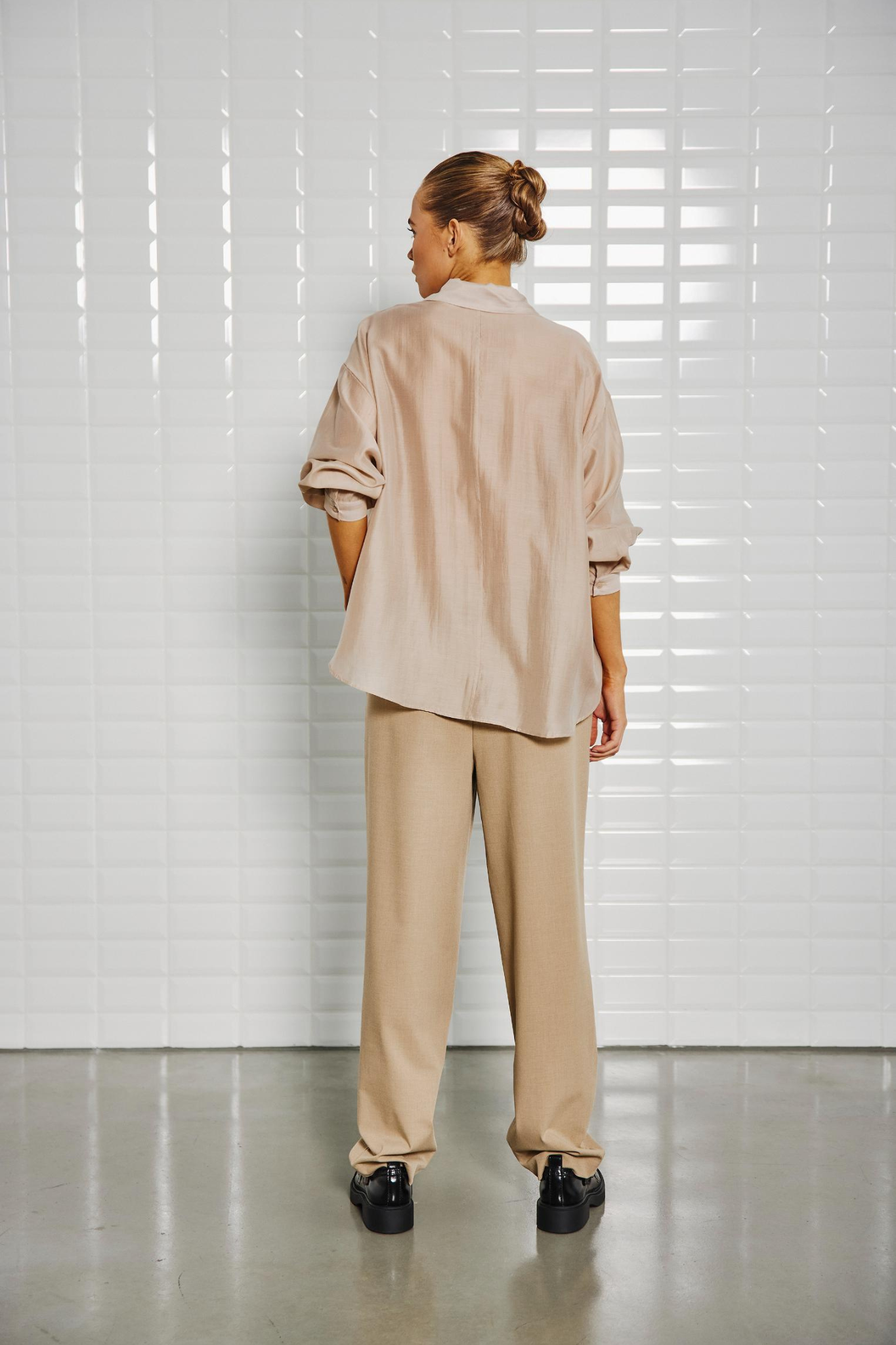 LENNON LS SHIRT - FROSTED ALMOND