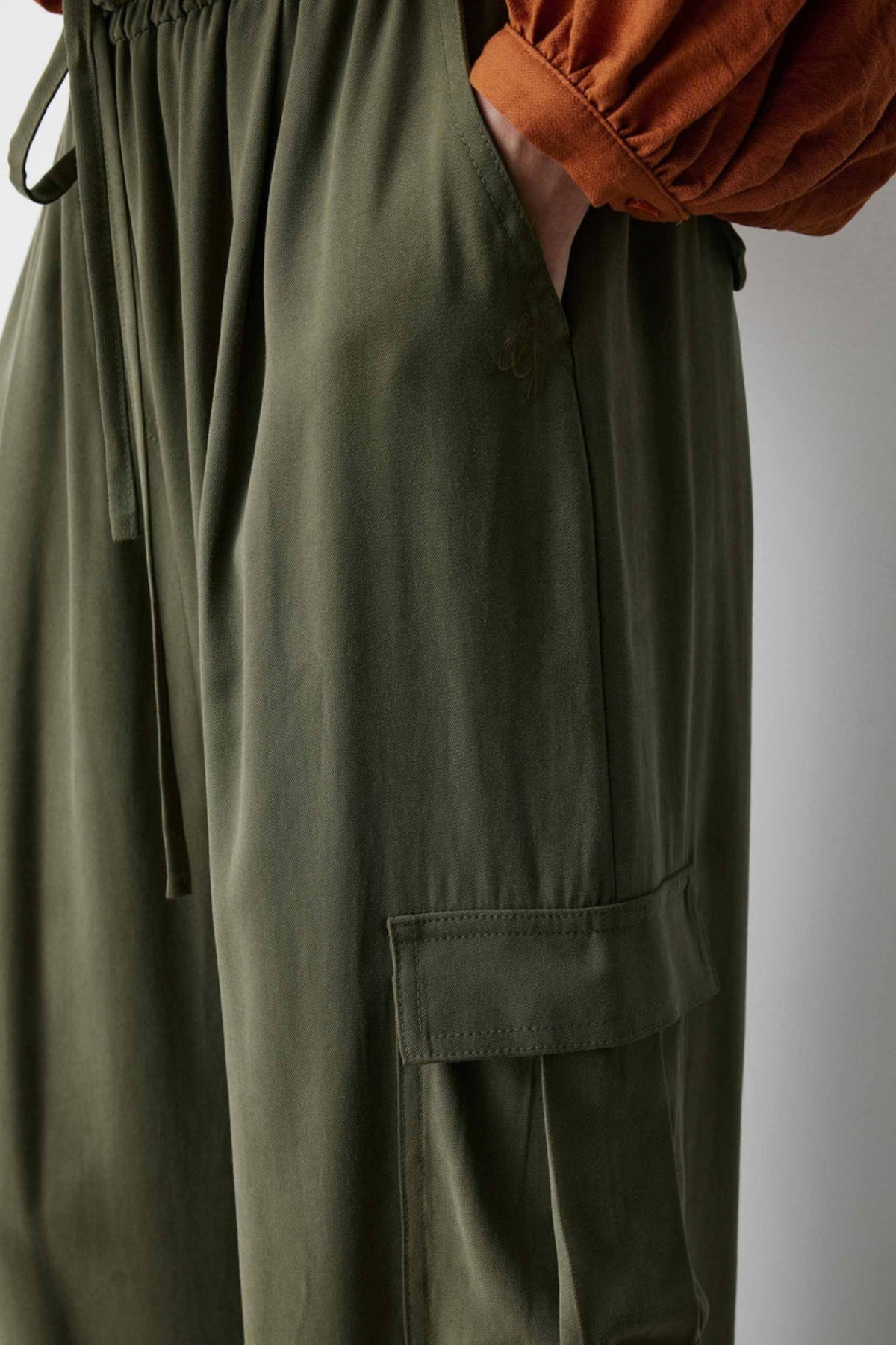 ANVAR PANTS - KAKI