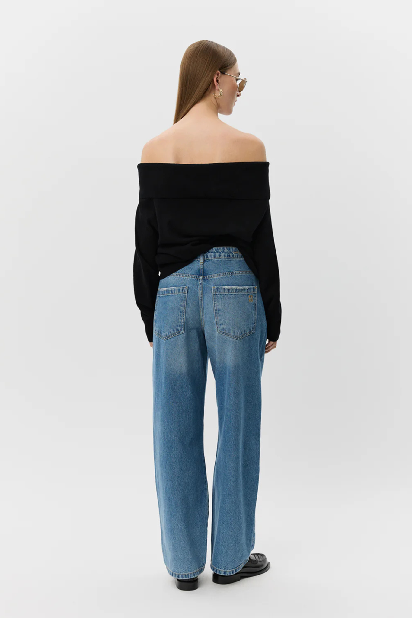 SAWASW SWEATER - BLACK