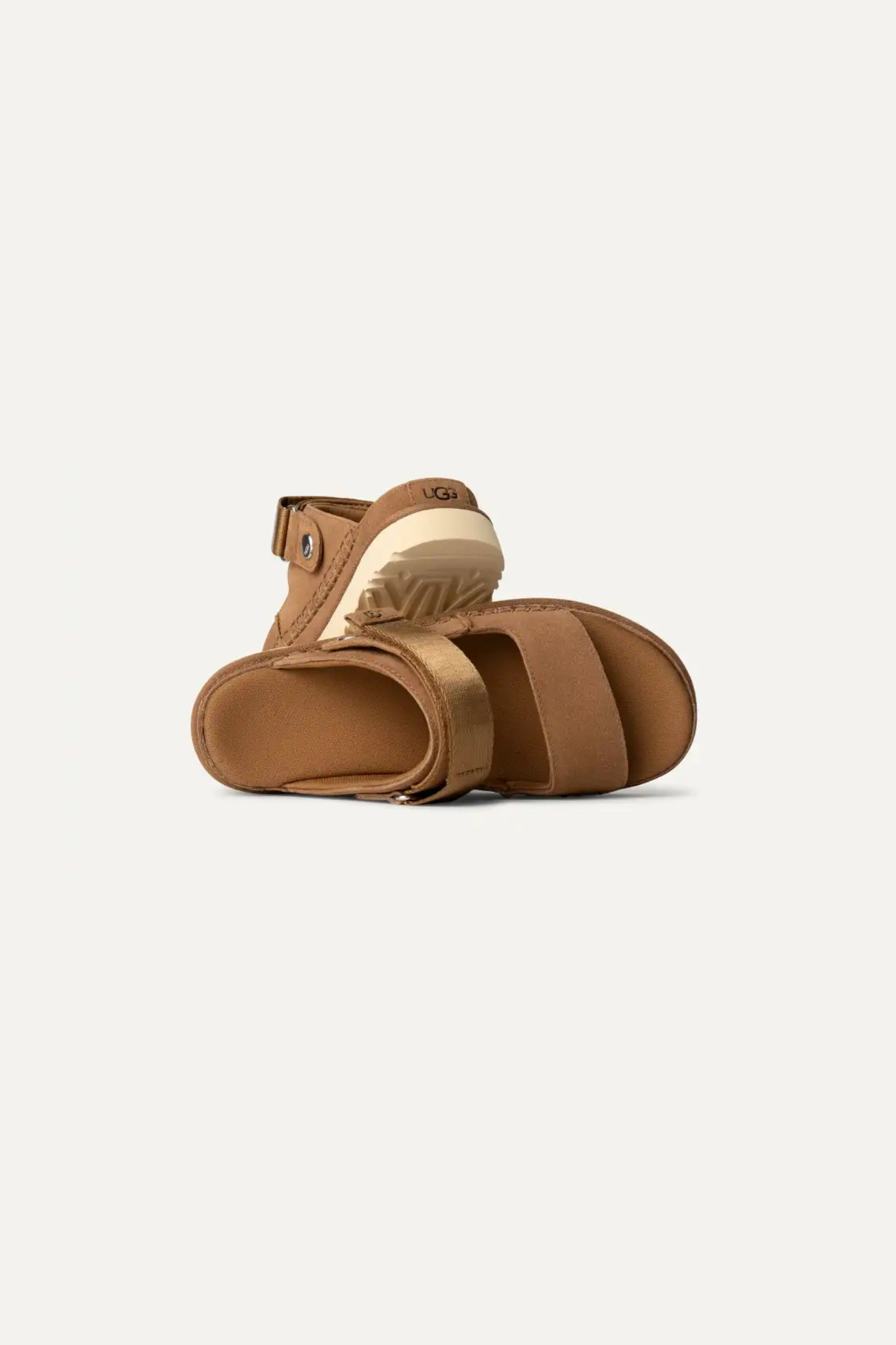 UGG women goldenstar glide in chestnut. Front view