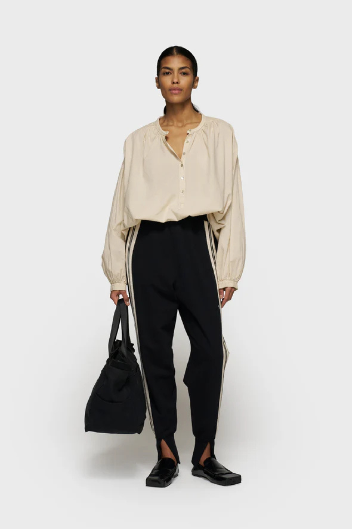 FLOWY BLOUSE - LIGHT EARTH