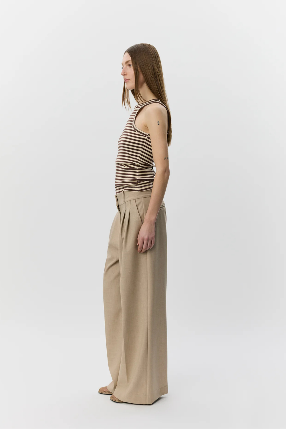 BECA STRIPED TANK TOP - BROWN STRIPED