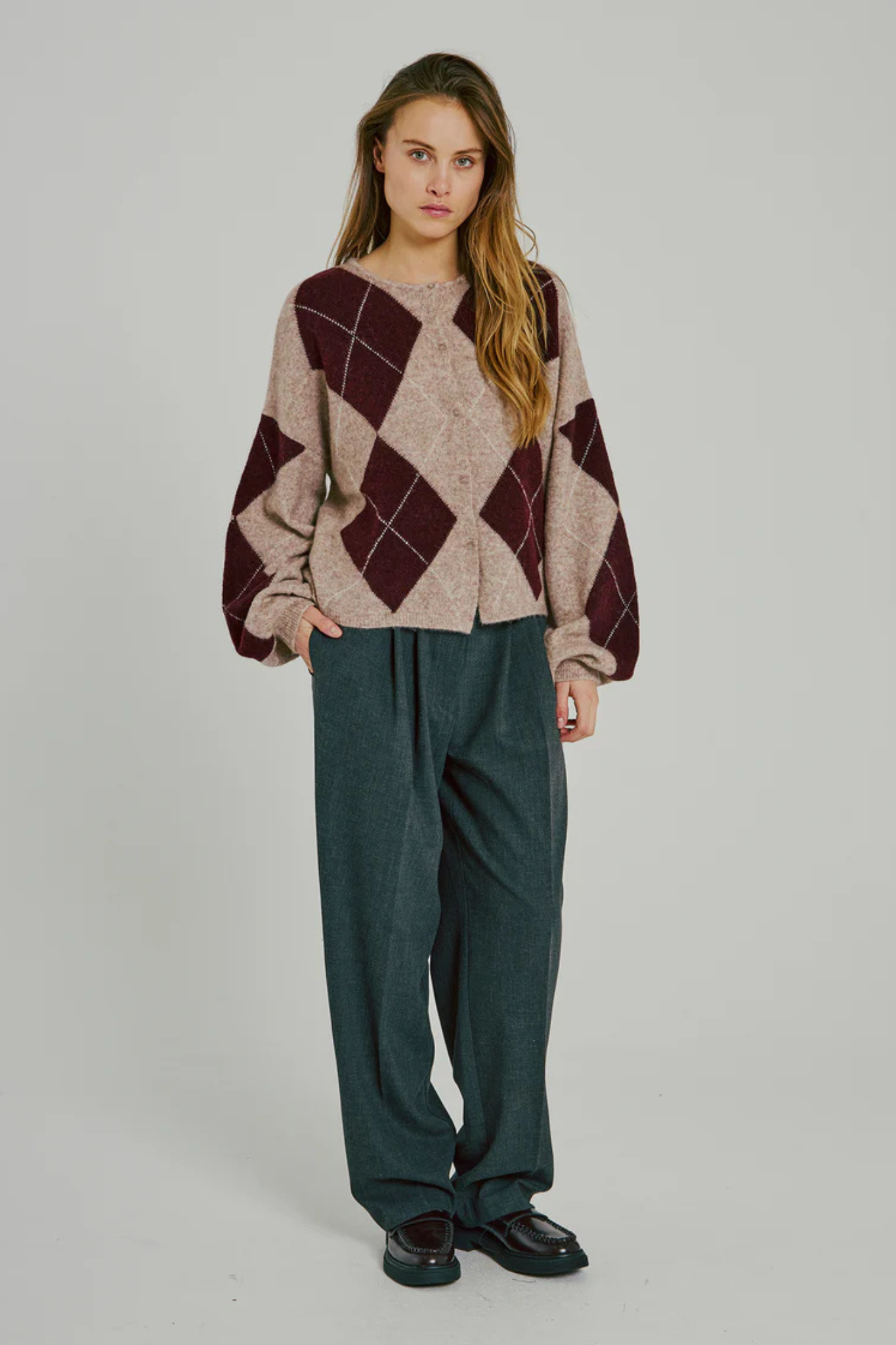 LOGAN KNIT CARDIGAN - BORDEAUX