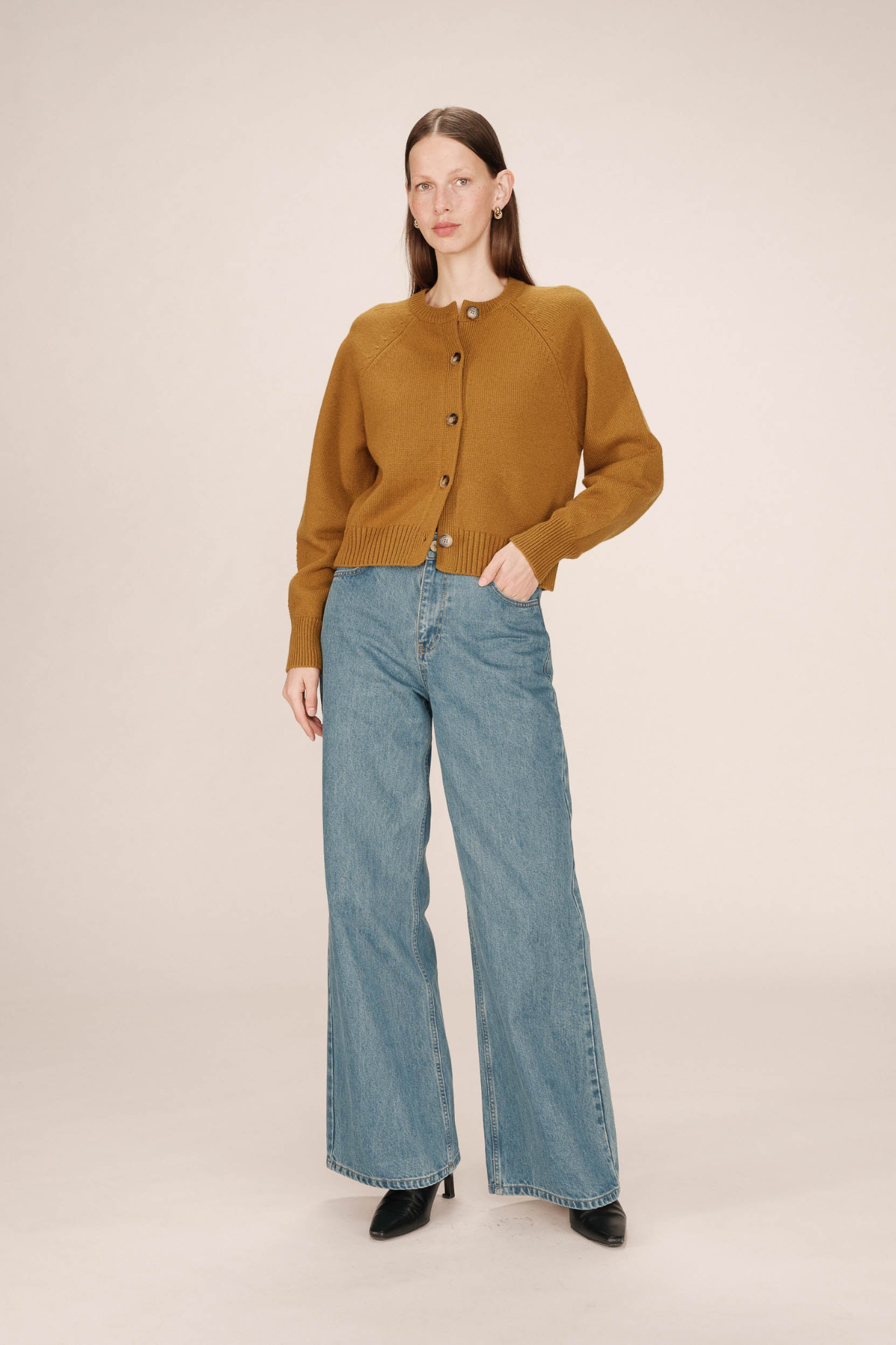 SANDERS CARDIGAN - KHAKI