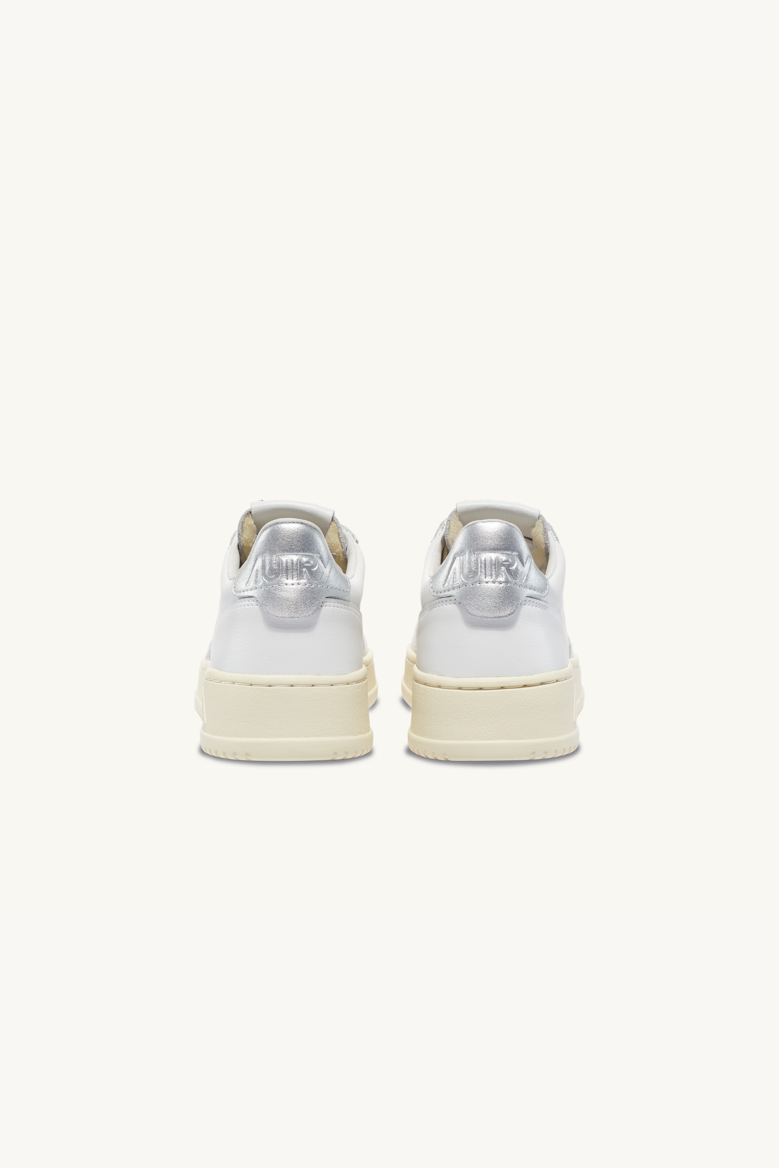 AULW-LL05 - MEDALIST LOW SNEAKER - WHITE/ SILVER