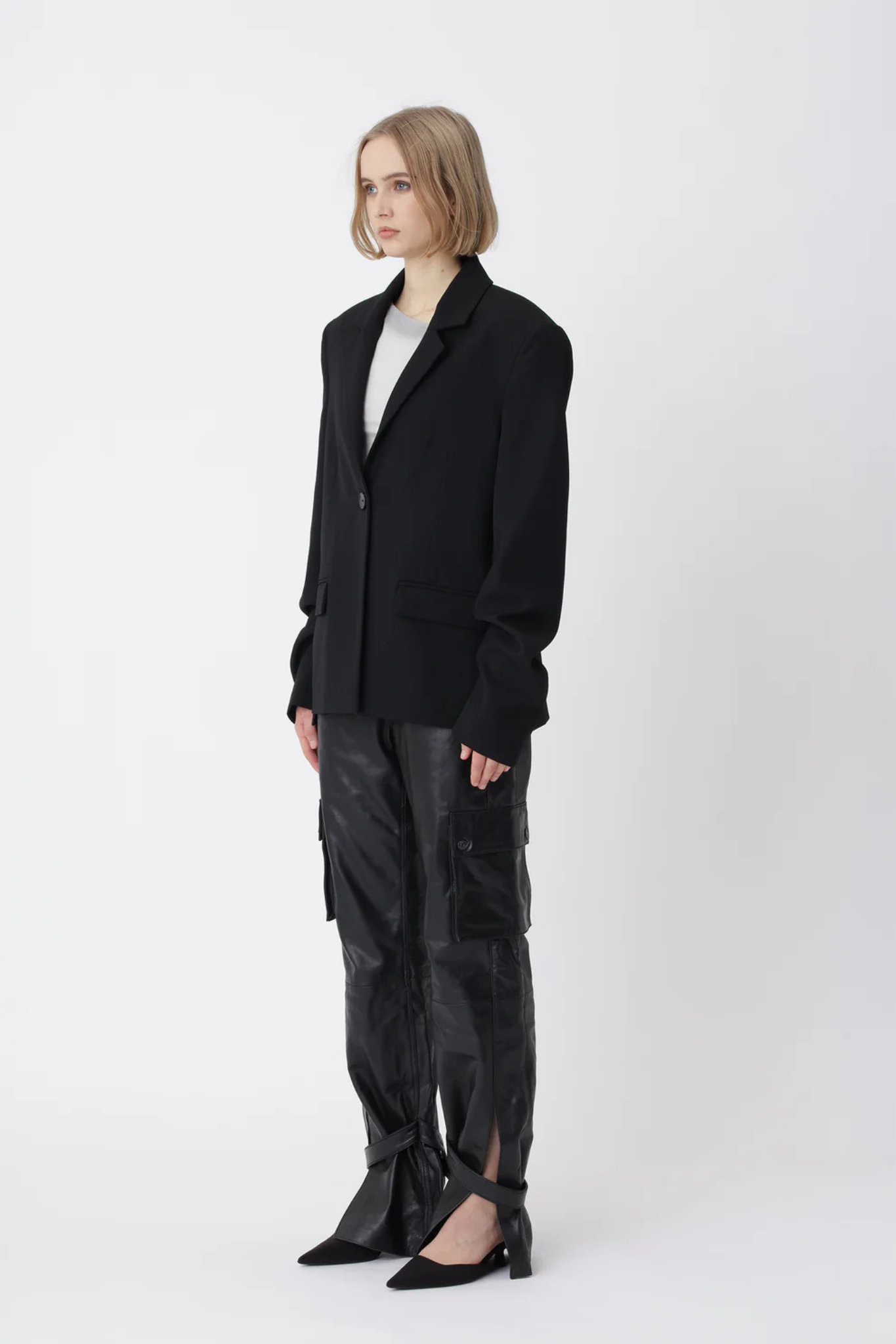 ANIRA BLAZER - BLACK