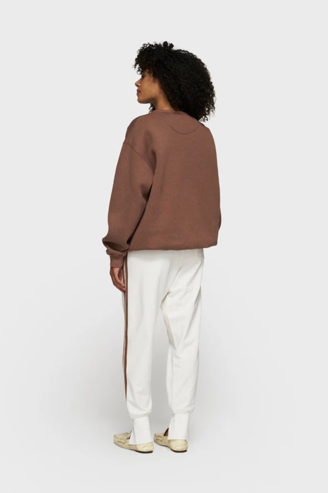 STATEMENT SWEATER - TRUFFLE