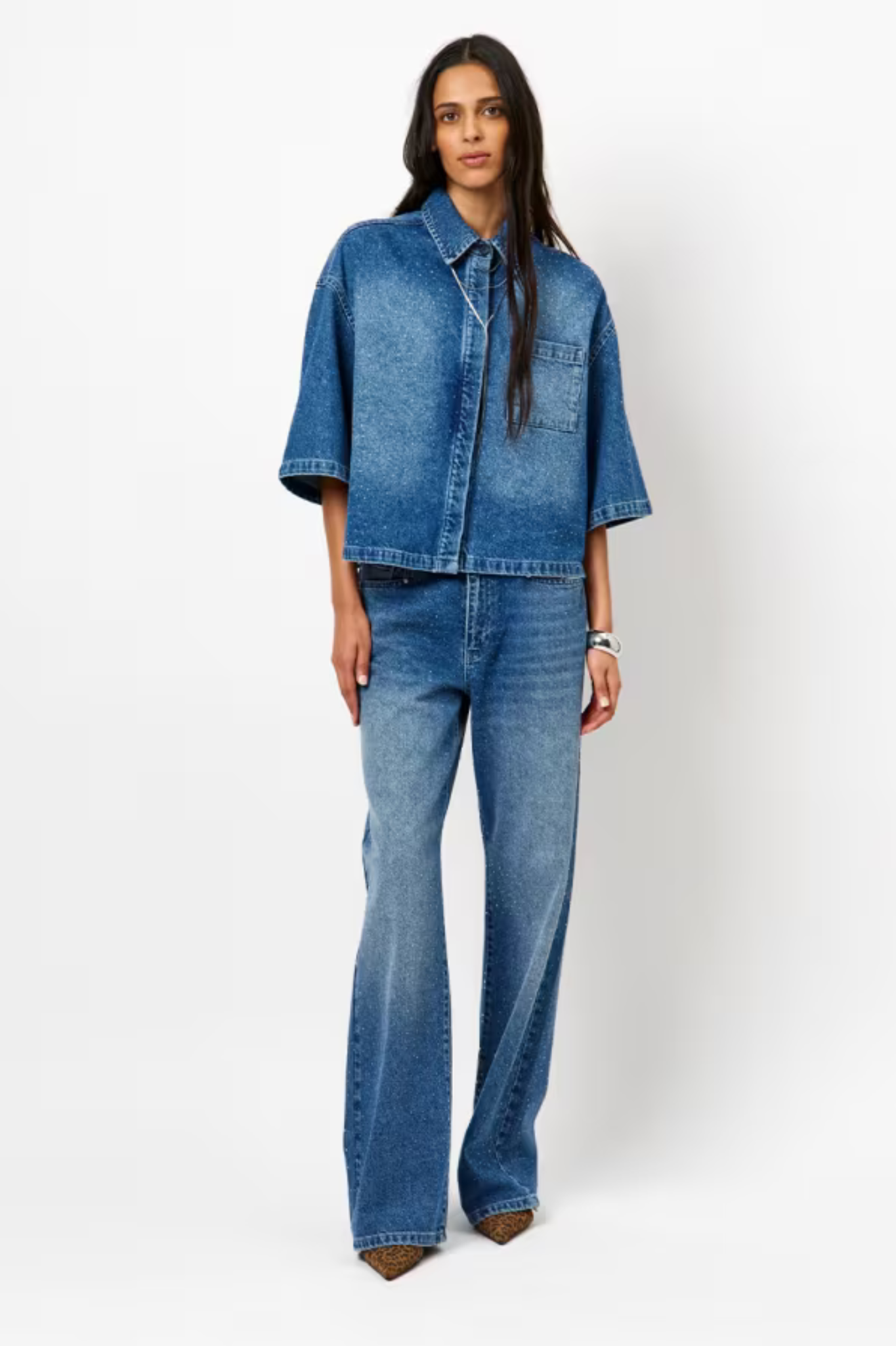 DAISY RHINESTONE DENIM SHIRT - VINTAGE BLUE