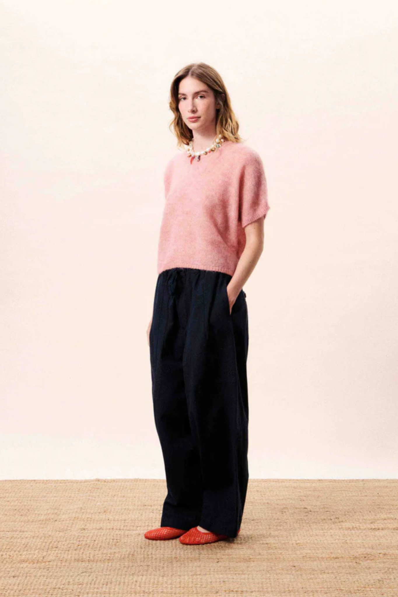 GOCTA SWEATER - PALE PINK