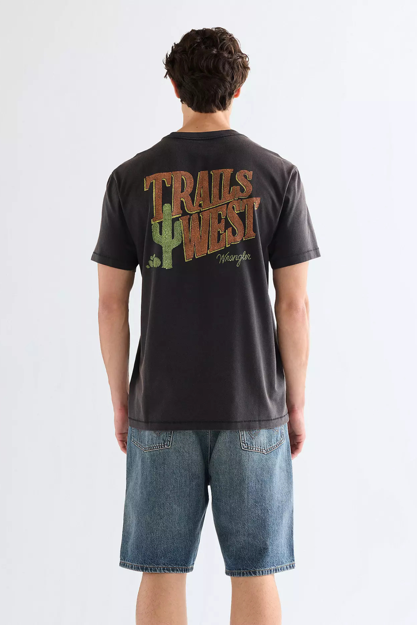 GRAPHIC T-SHIRT - BLACK