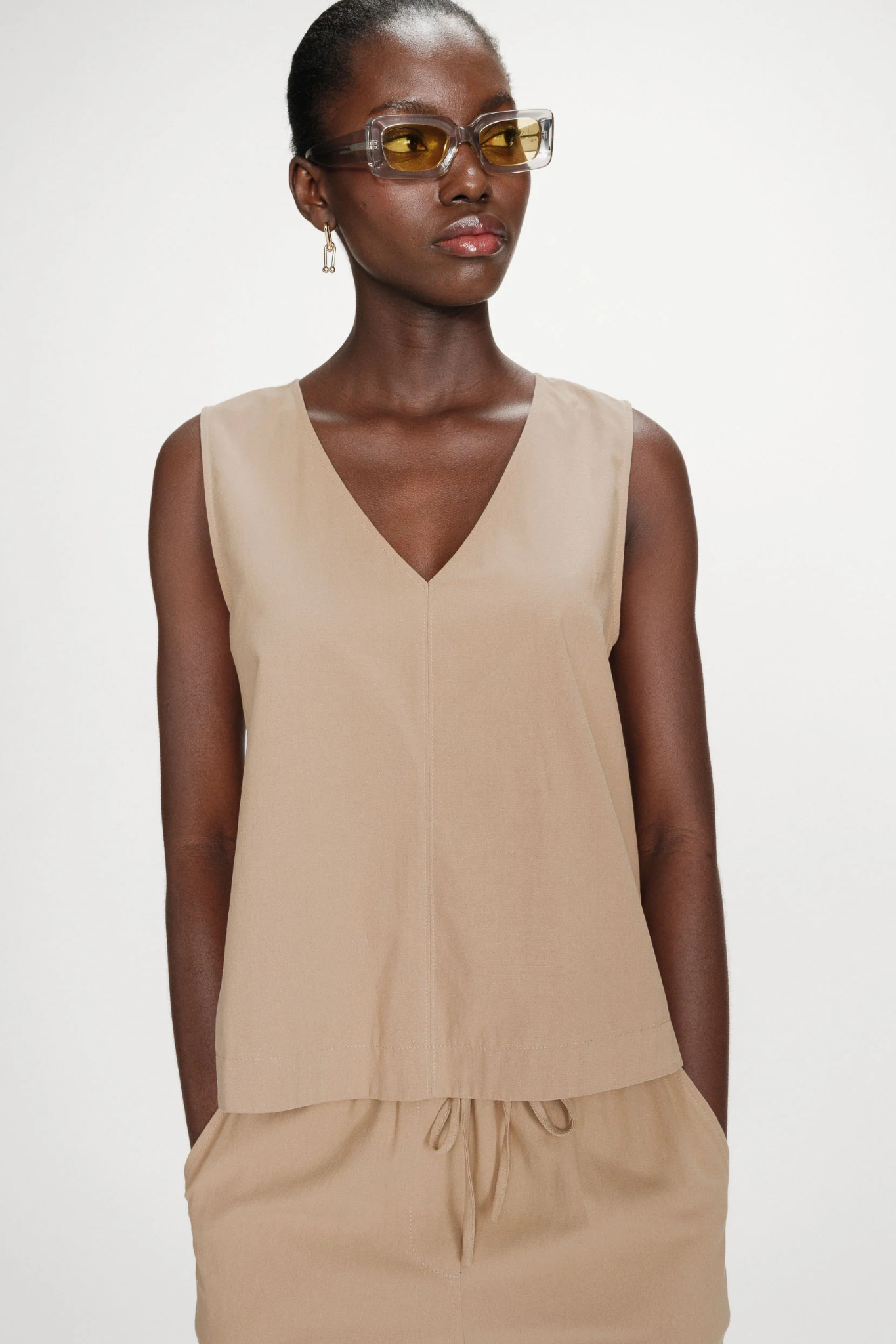 VAGABOND TOP - SABLE