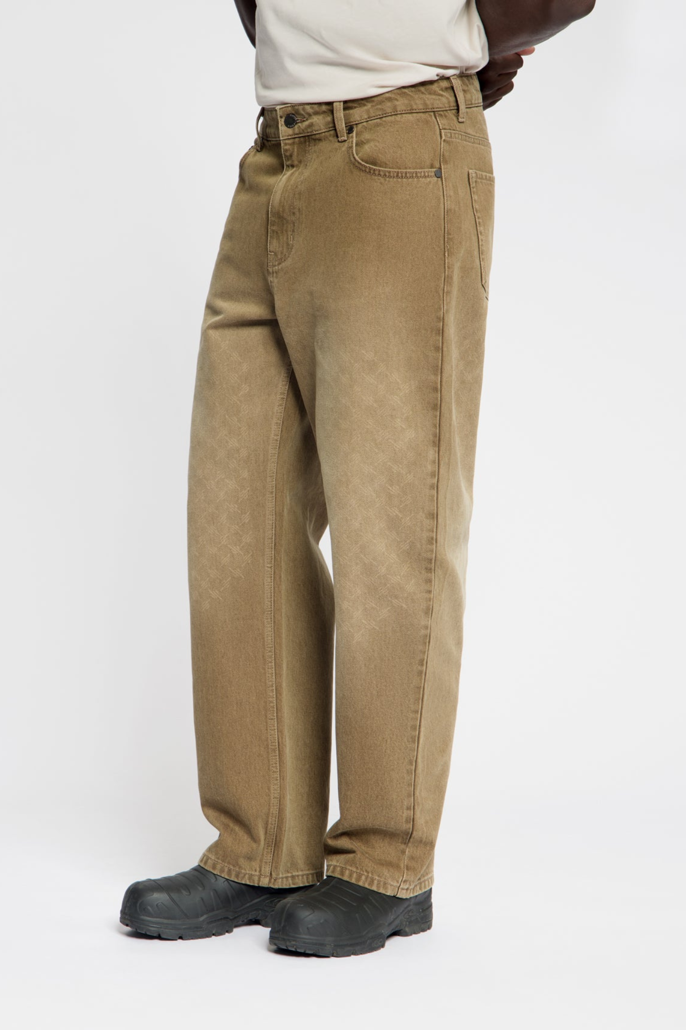 FADED MONOGRAM AMBA JEANS - BEIGE