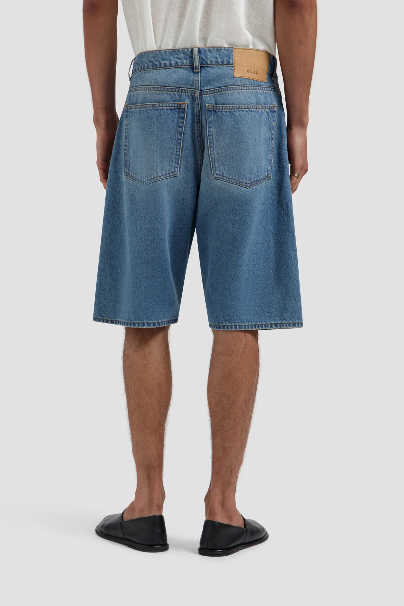 DENIM SHORTS - LIGHT INDIGO