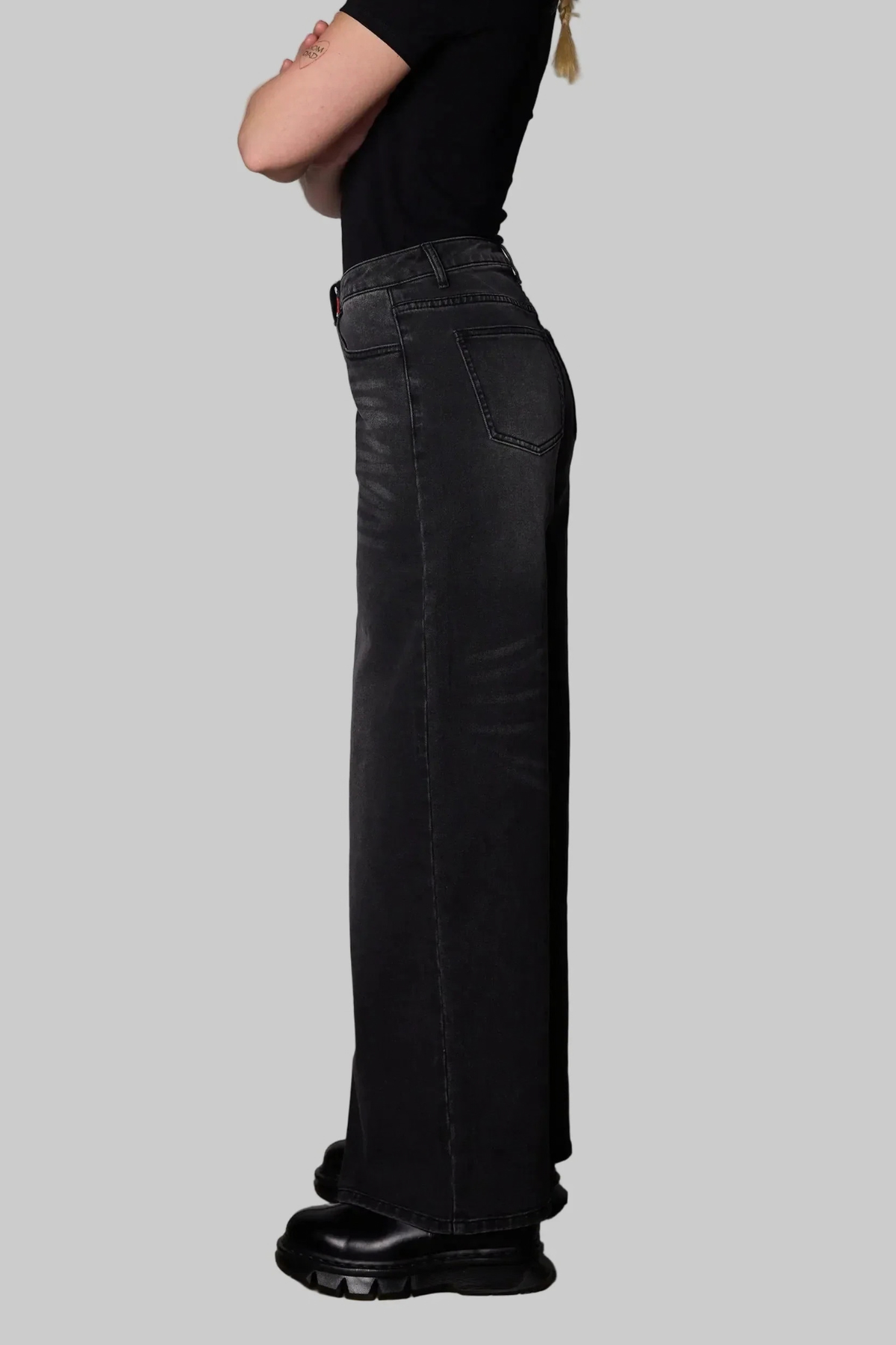 WIDE JEANS - USED BLACK