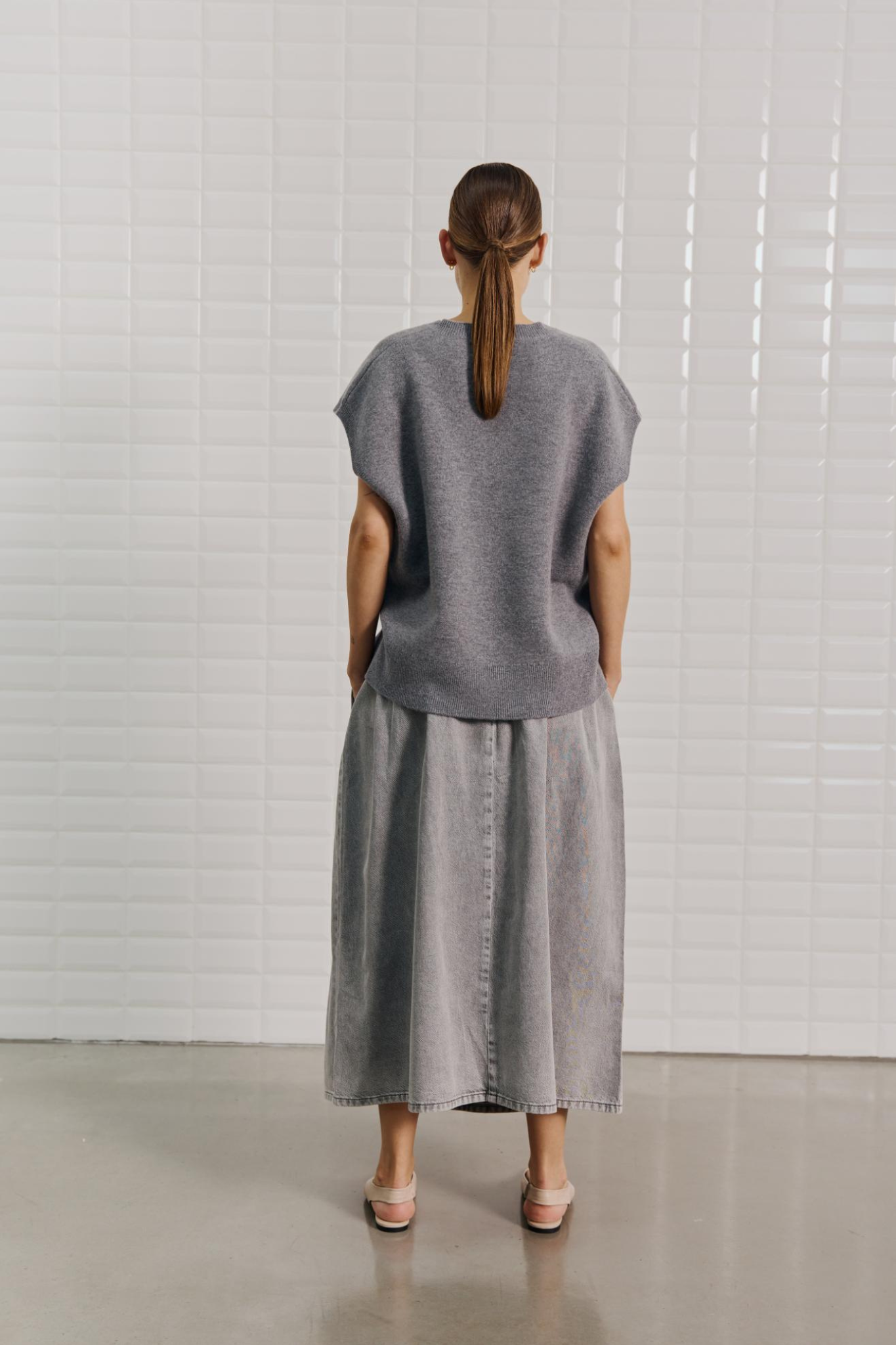 COOPER V-NECK KNITWEAR - GREY MELANGE