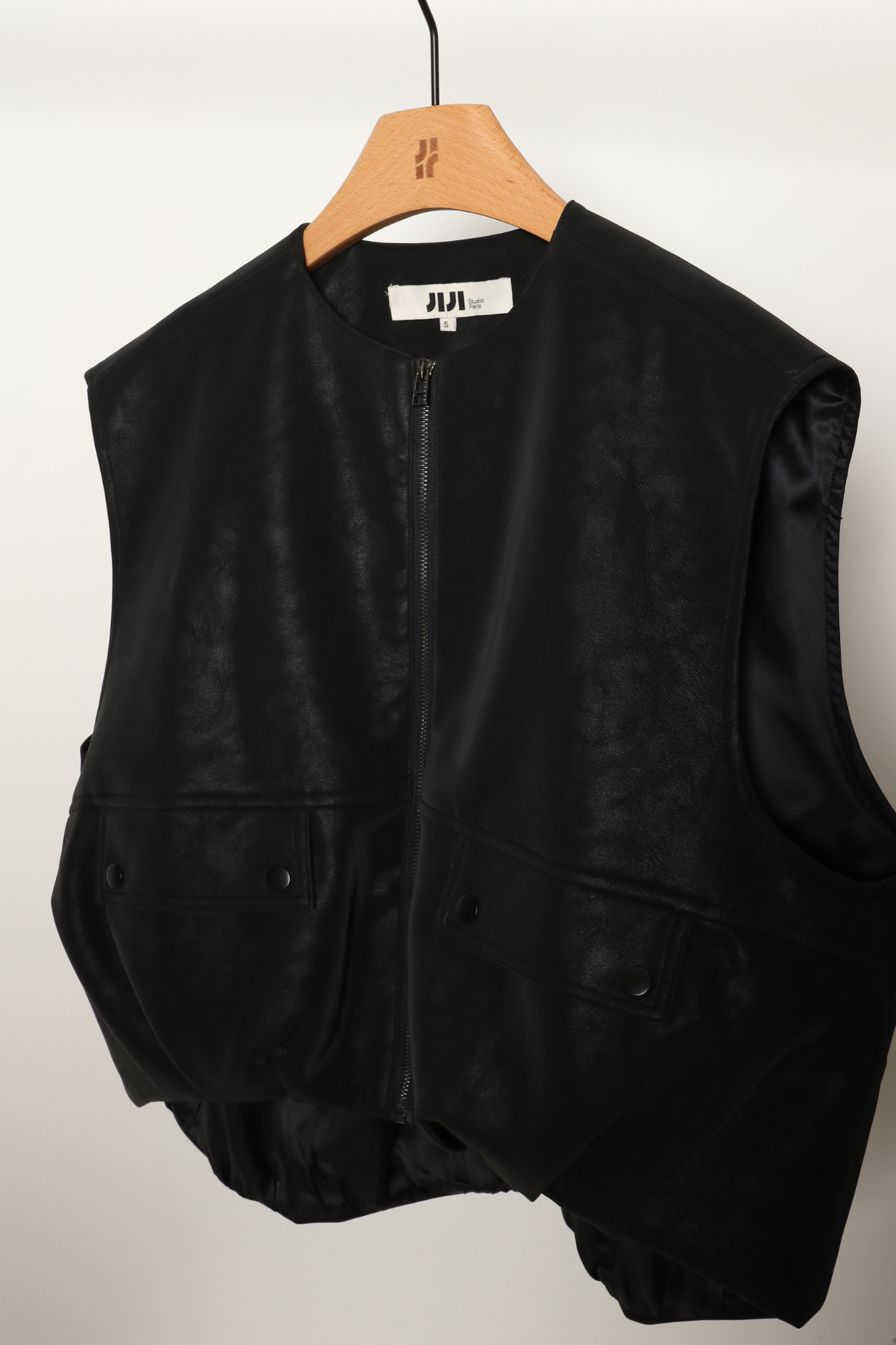 STACY VEST - BLACK