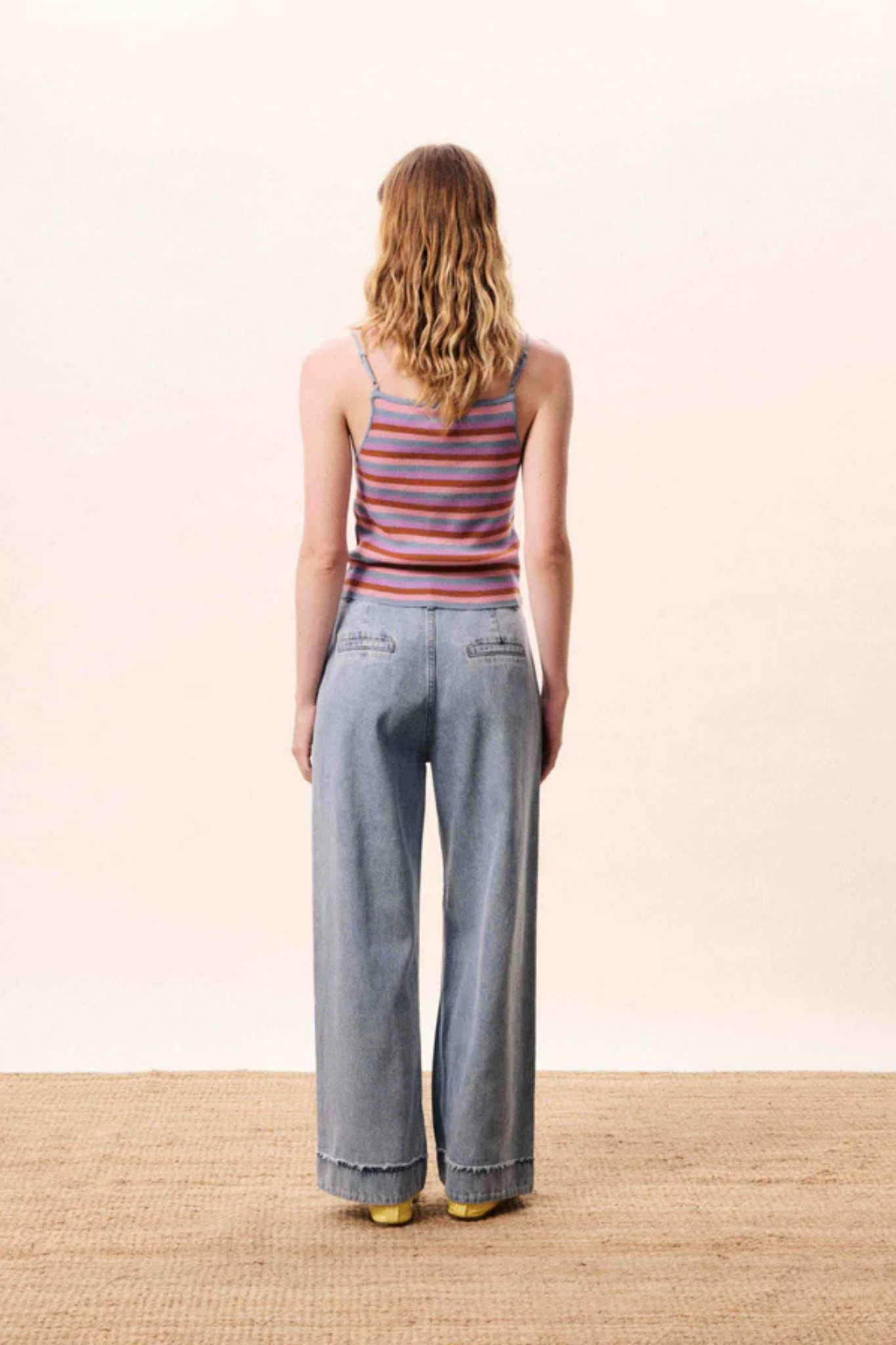CORALLIA TOP - LIGHT BLUE