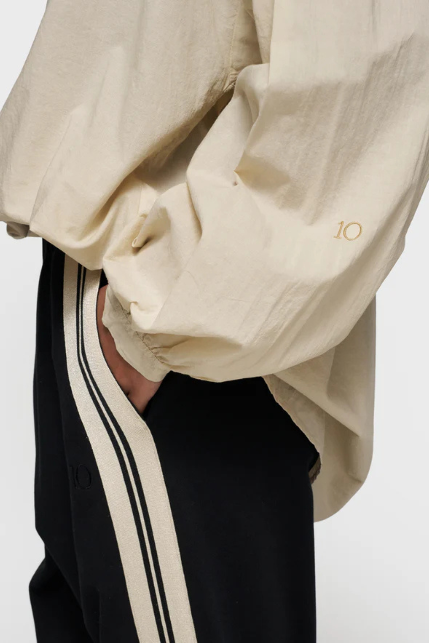 FLOWY BLOUSE - LIGHT EARTH