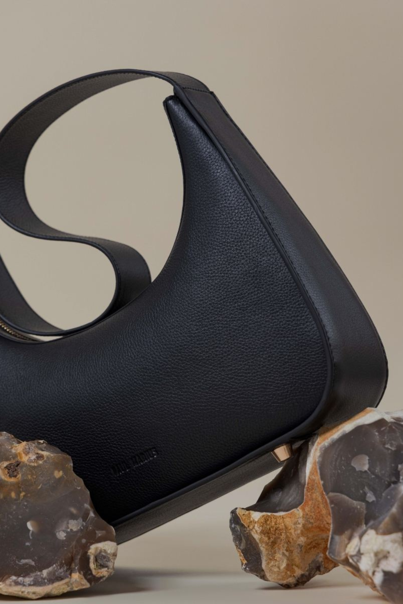 VICTOIRE BAG - SOFT BLACK