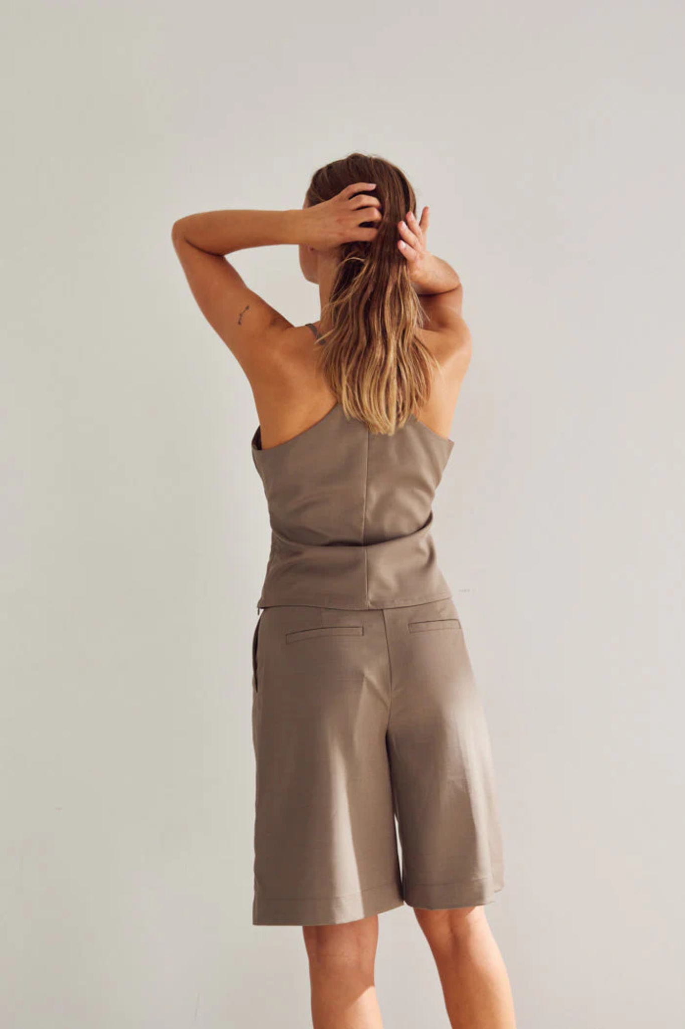 KAZIANA SHORT - TIMBER BROWN