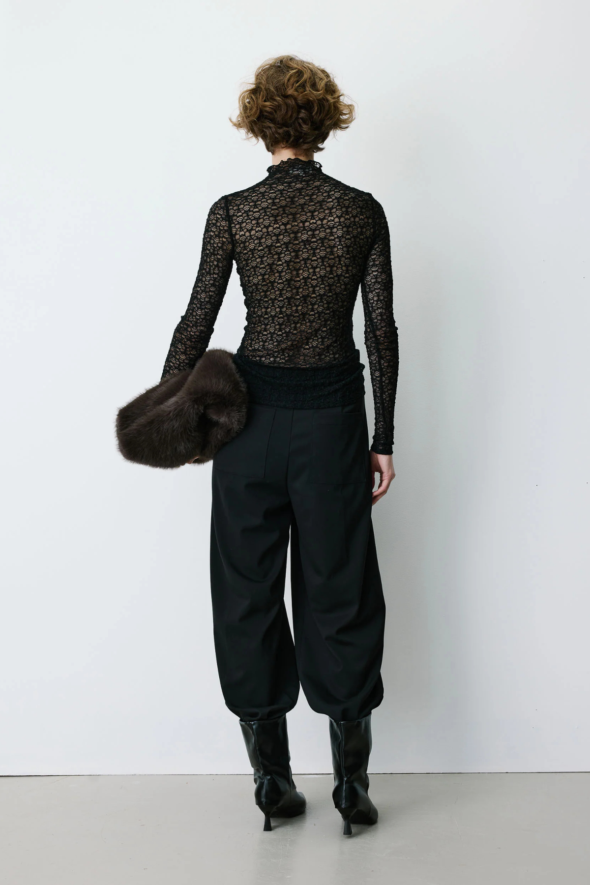 BLAKE TOP - BLACK