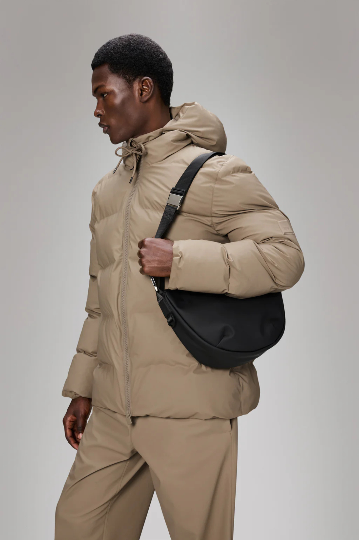VALERA SHOULDER W3 BAG - BLACK