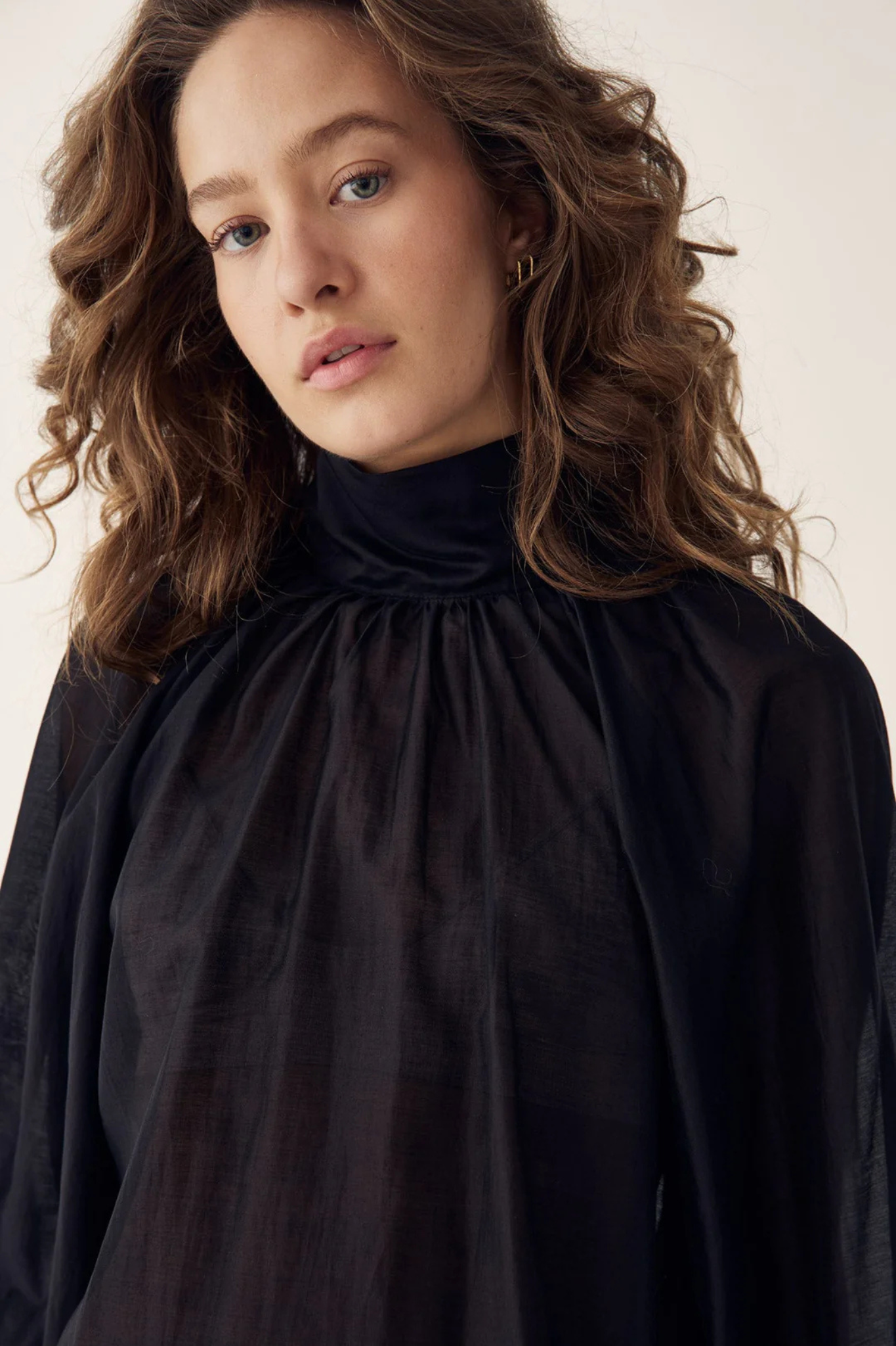 LORIS BLOUSE - BLACK