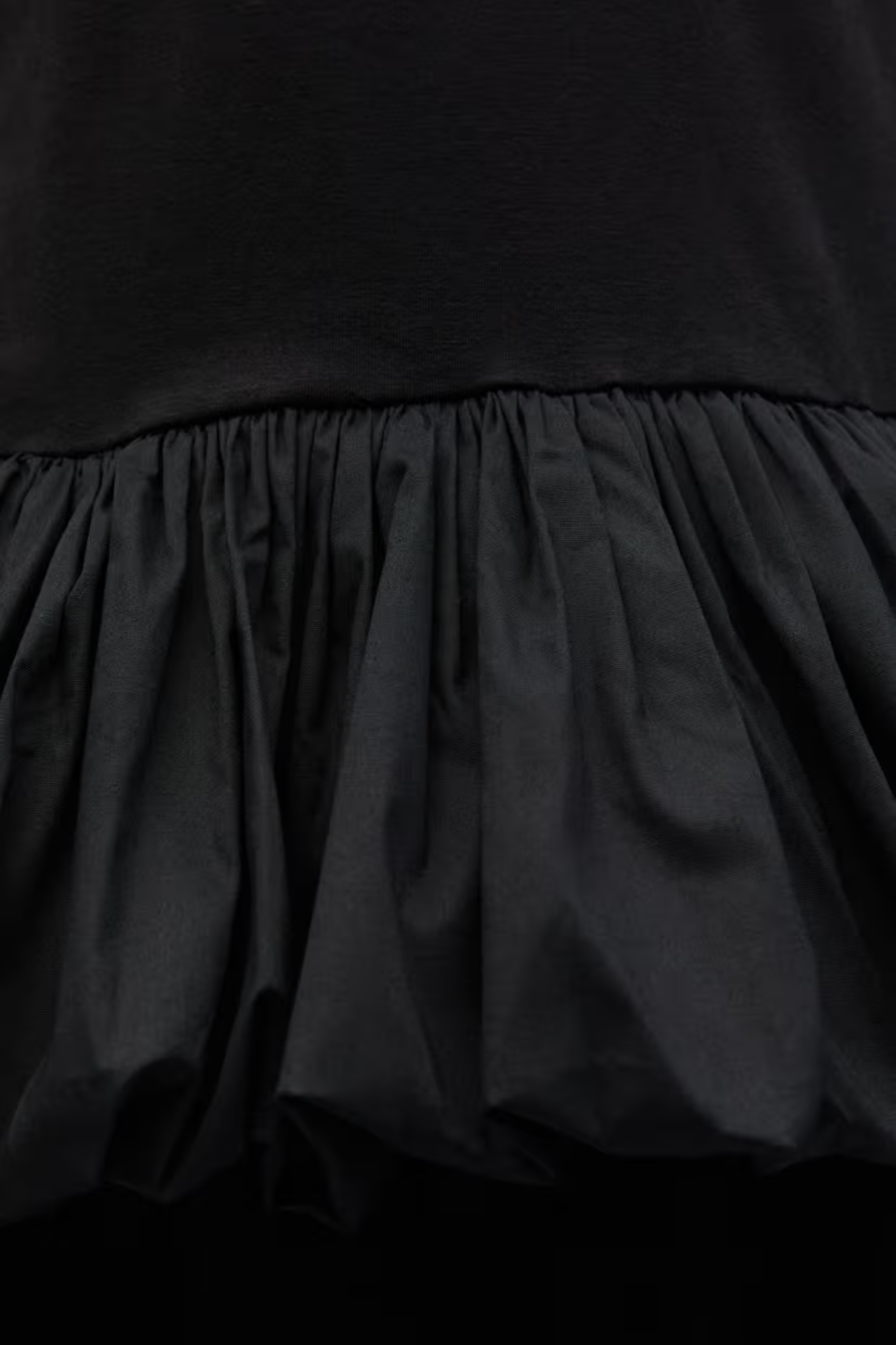 ALINA V-N TOP - BLACK