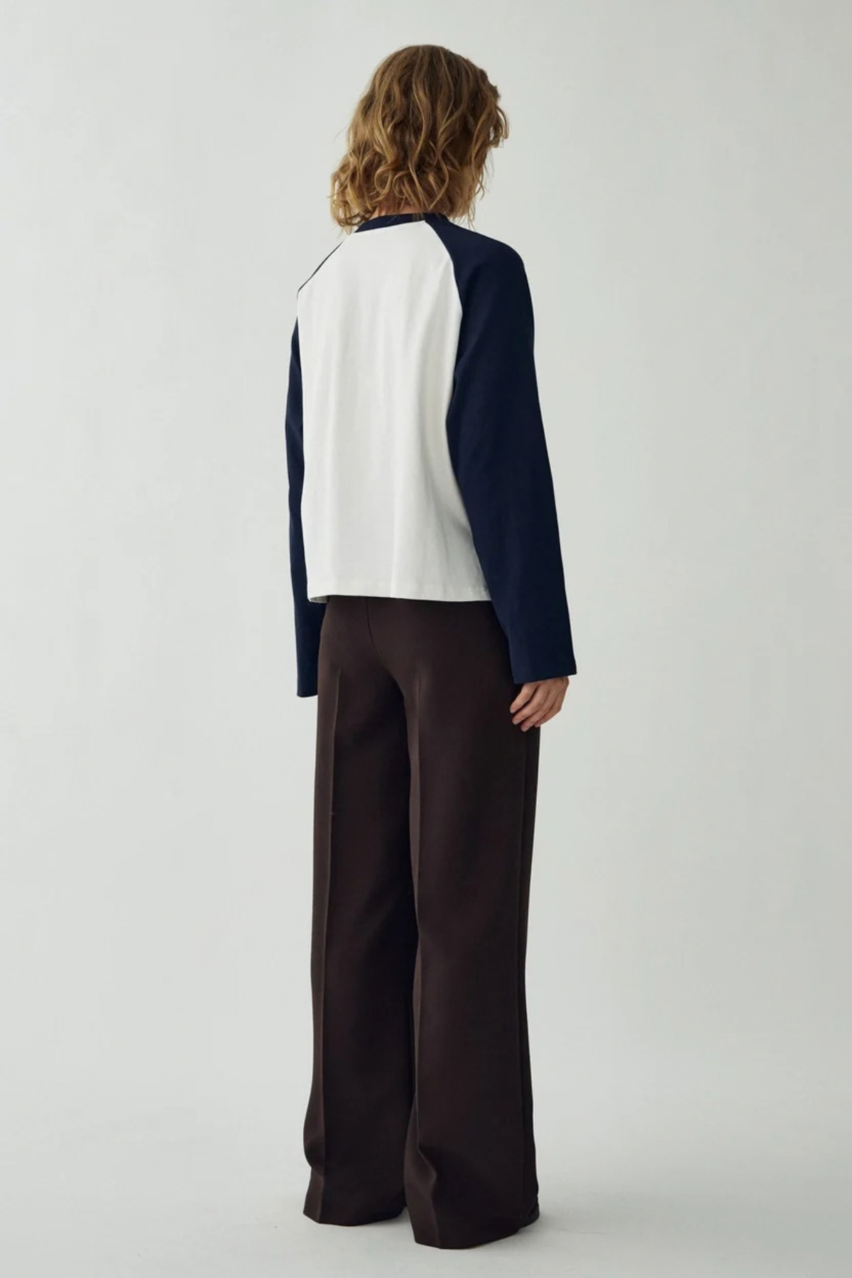 NIKKIE TOP - WHITE NAVY COMBO