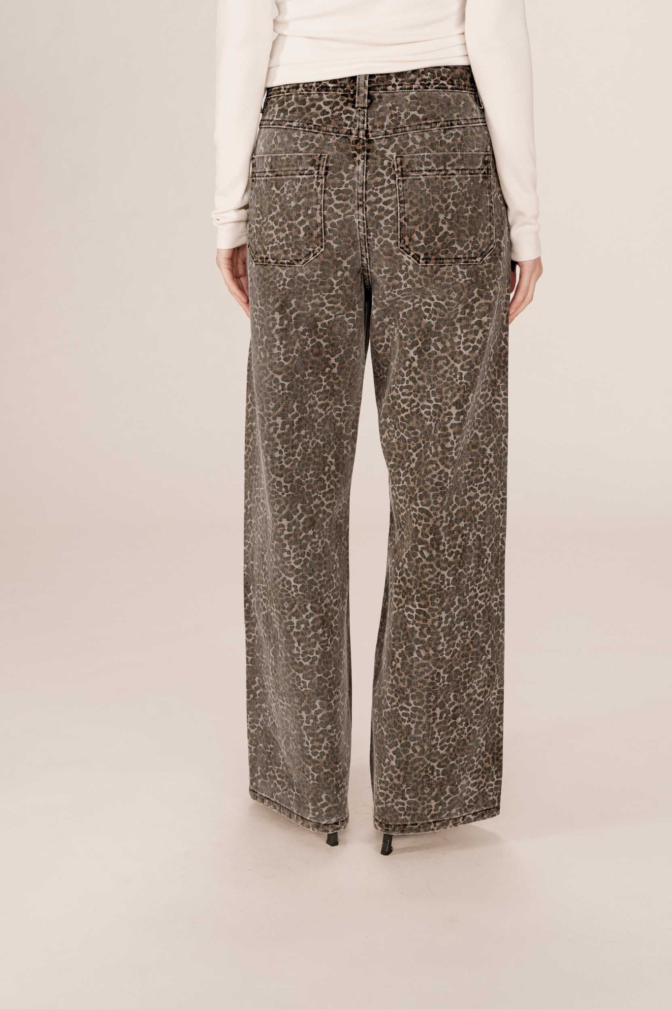 SOCCA PANTS - LEOPARD